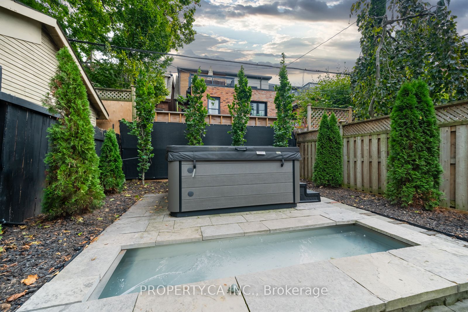 43 Bernard Avenue Property Photo 37
