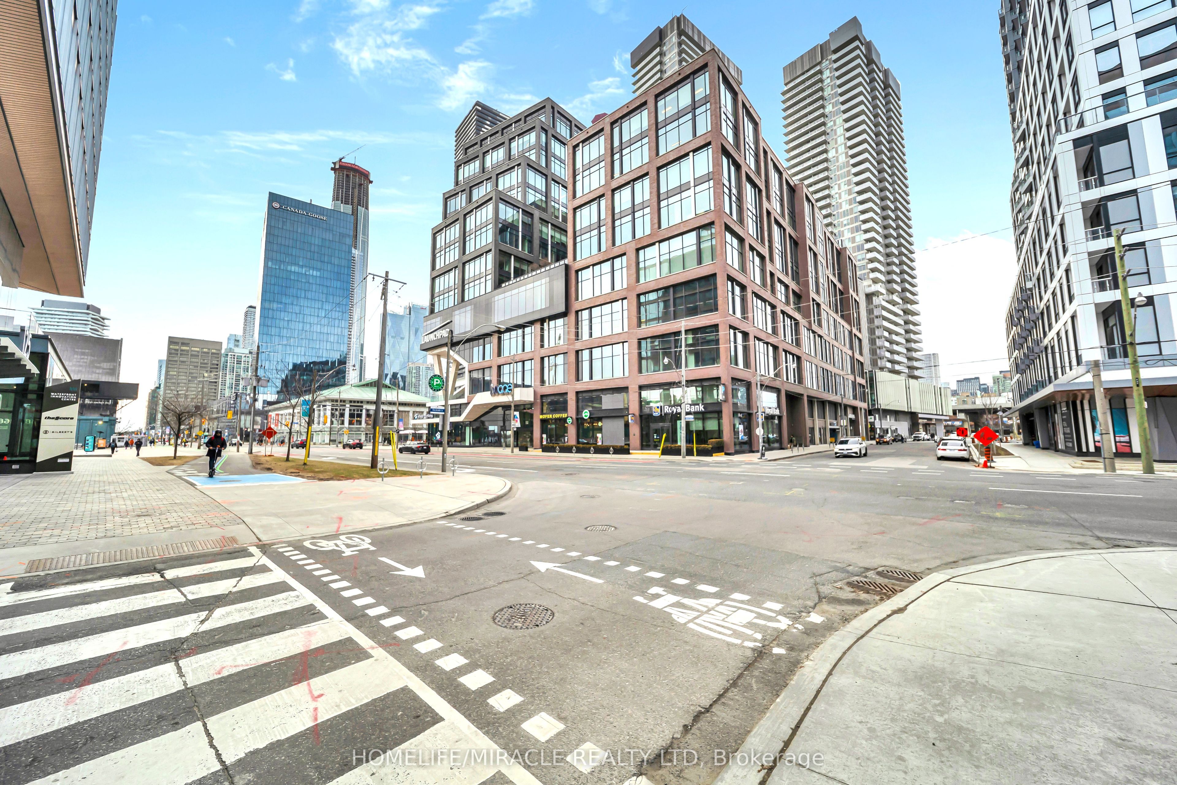 130 Queens Quay E 721 Property Photo 4