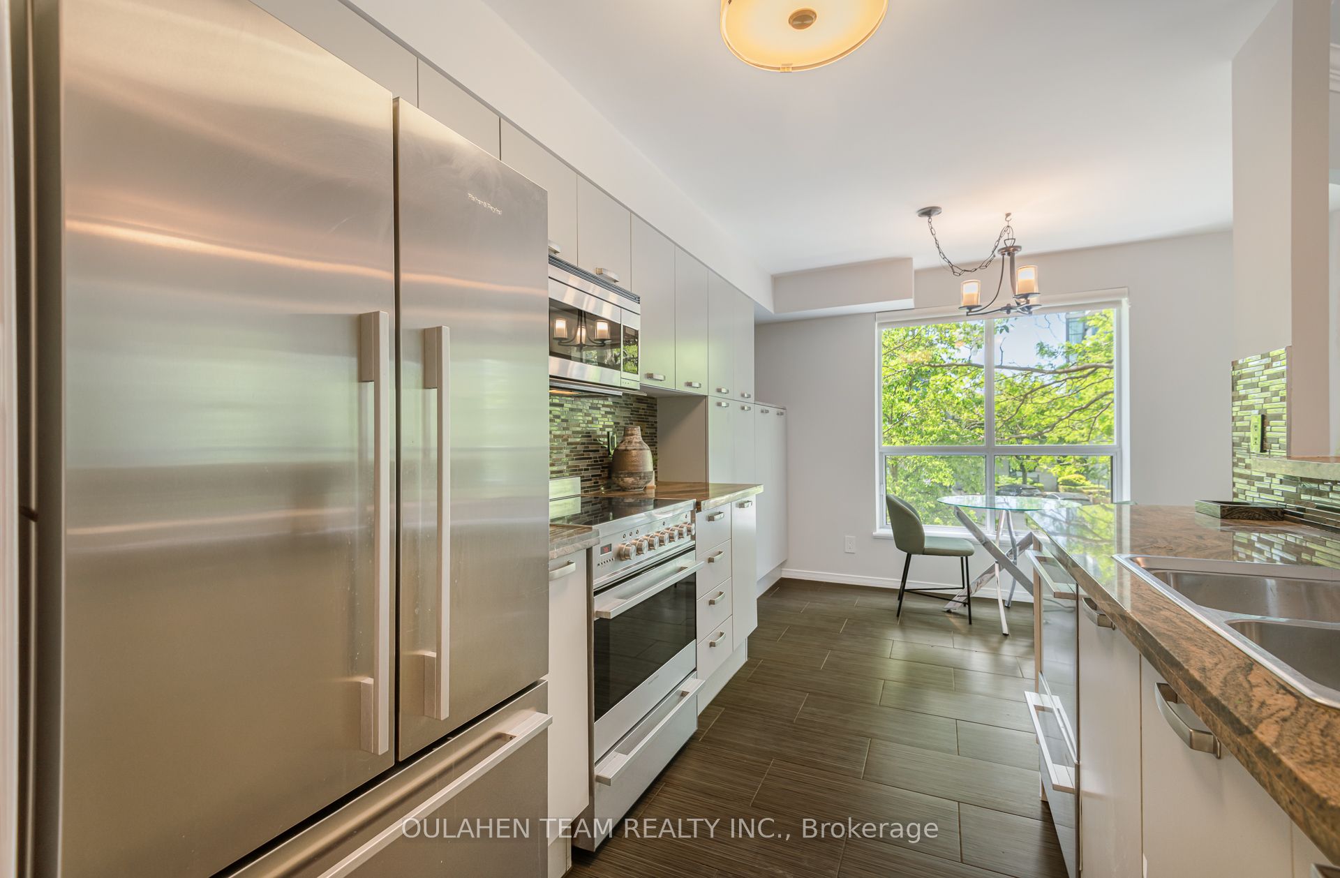 51 Harrison Garden Boulevard 202 Property Photo 6