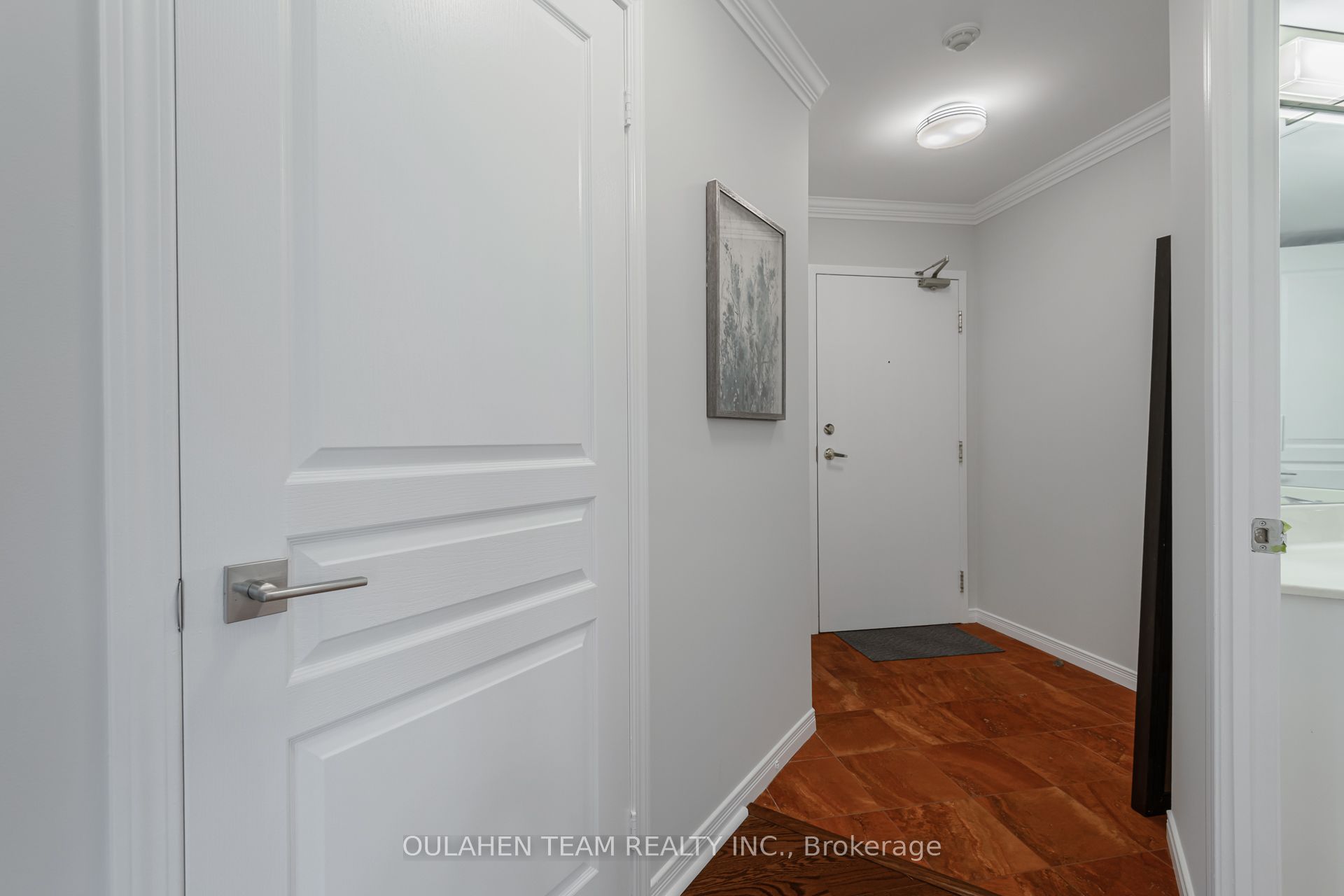 51 Harrison Garden Boulevard 202 Property Photo 22