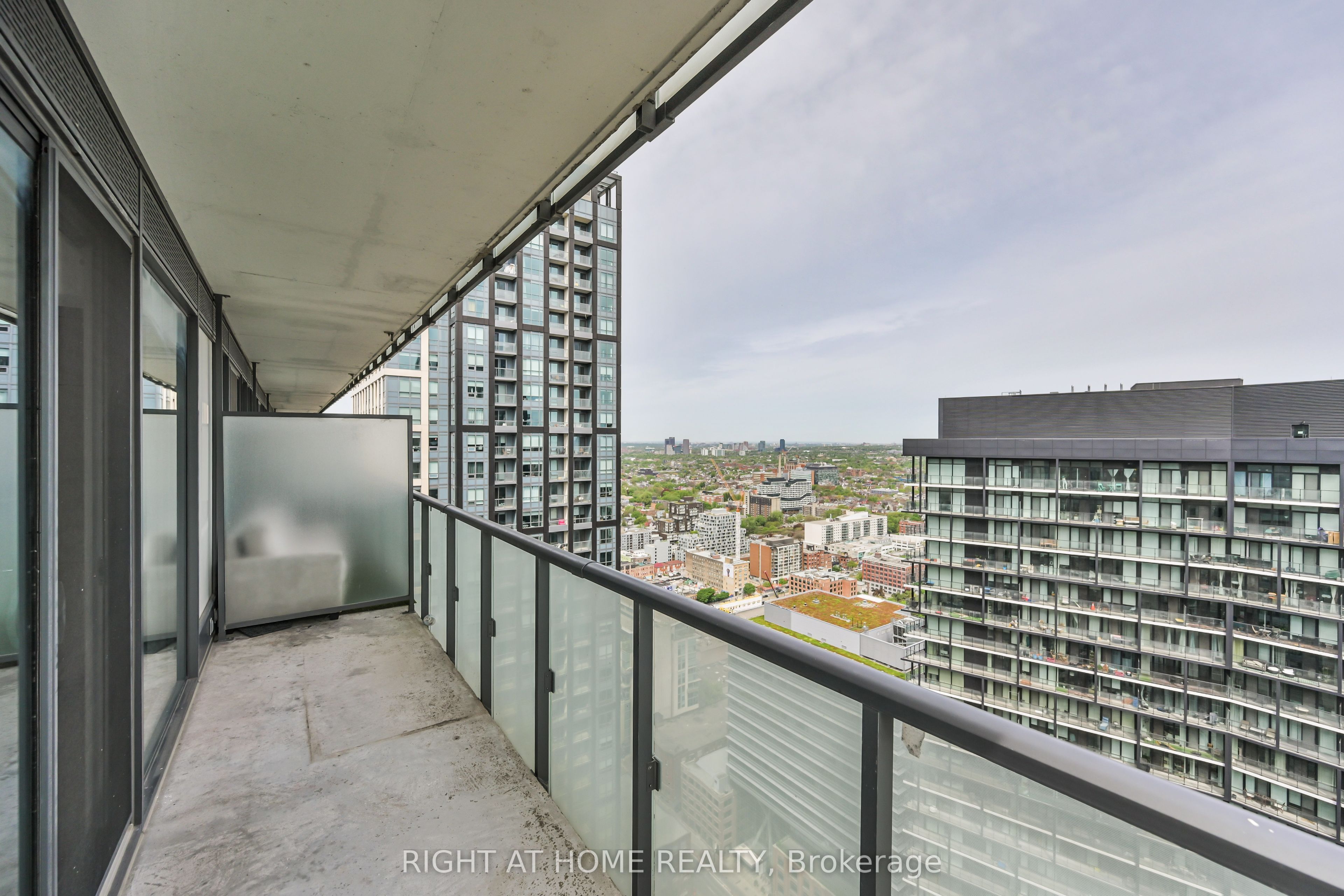 101 Peter Street W 3903 Property Photo 19