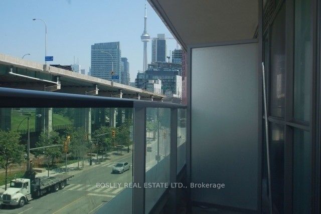 209 Fort York Boulevard 468 Property Photo 13