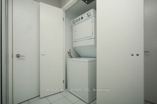 209 Fort York Boulevard 468 Property Photo 14