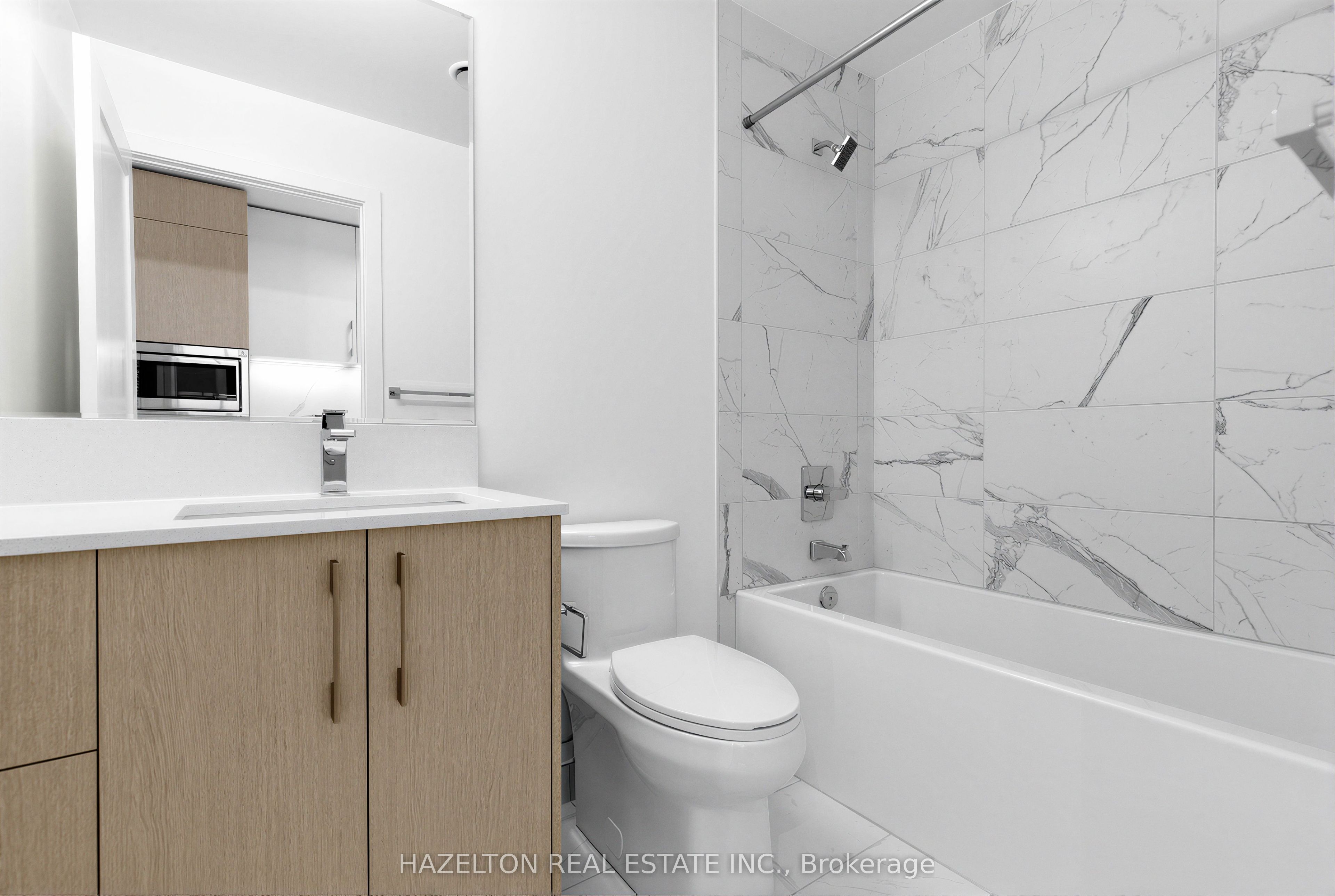 8 Manor Road W 606 Property Photo 8