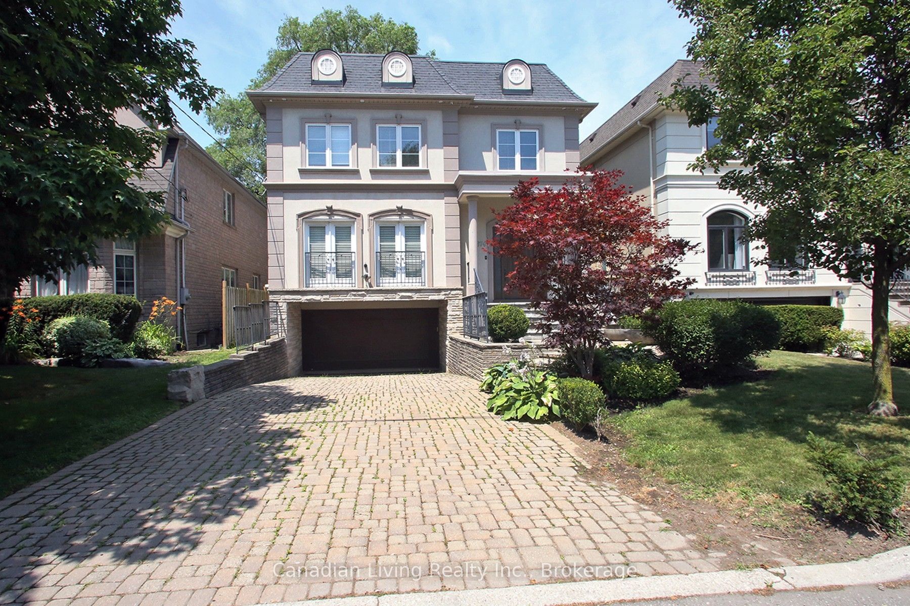 374 Glengarry Avenue Property Photo 1