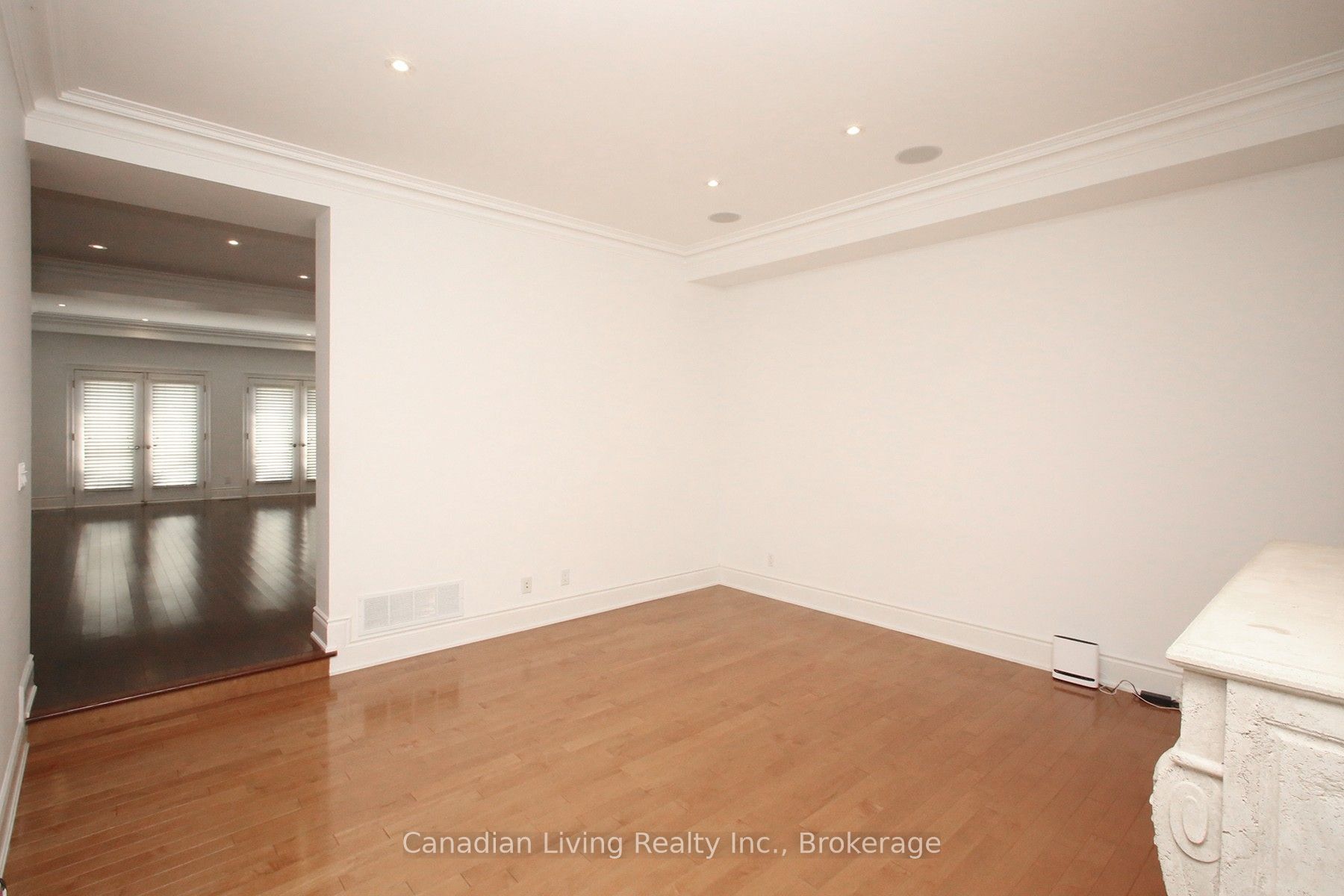 374 Glengarry Avenue Property Photo 15