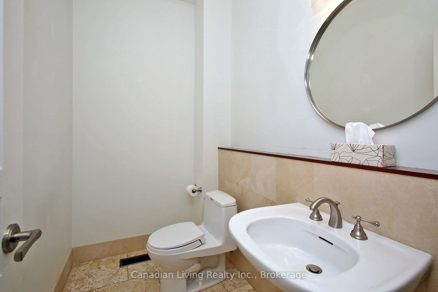 374 Glengarry Avenue Property Photo 25
