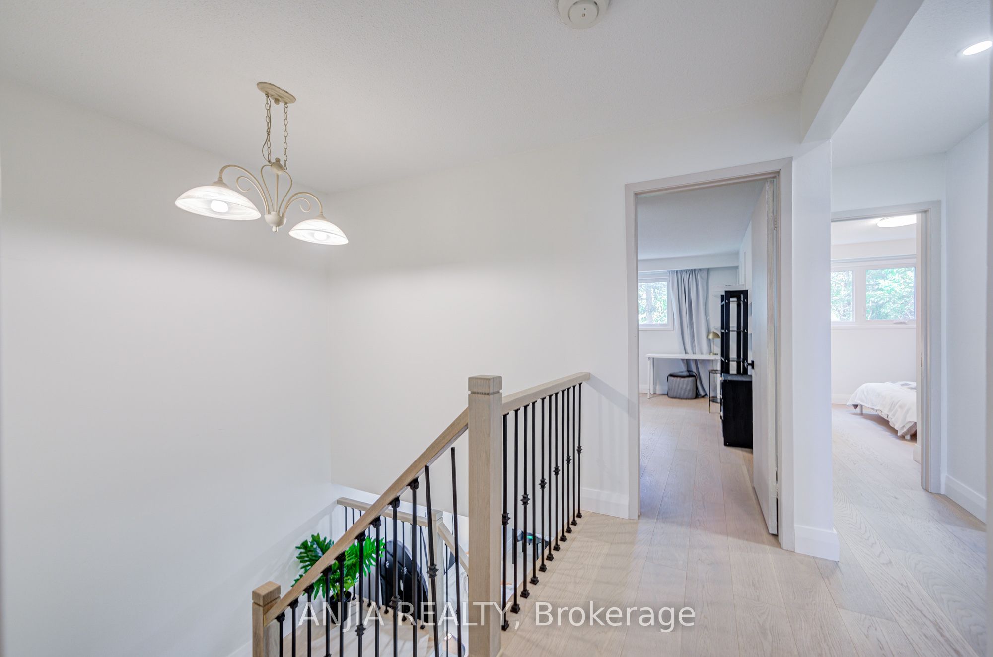 272 Mcnicoll Avenue Property Photo 25