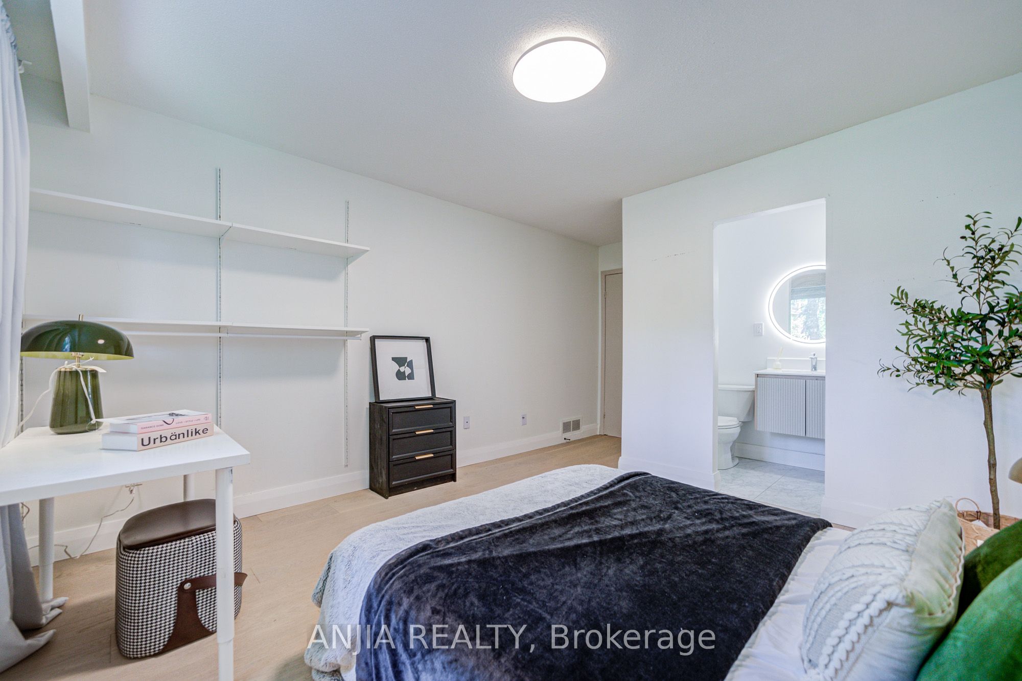 272 Mcnicoll Avenue Property Photo 35