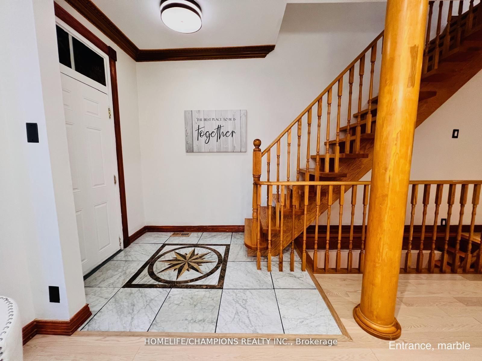 291 St Clair Avenue E Property Photo 3