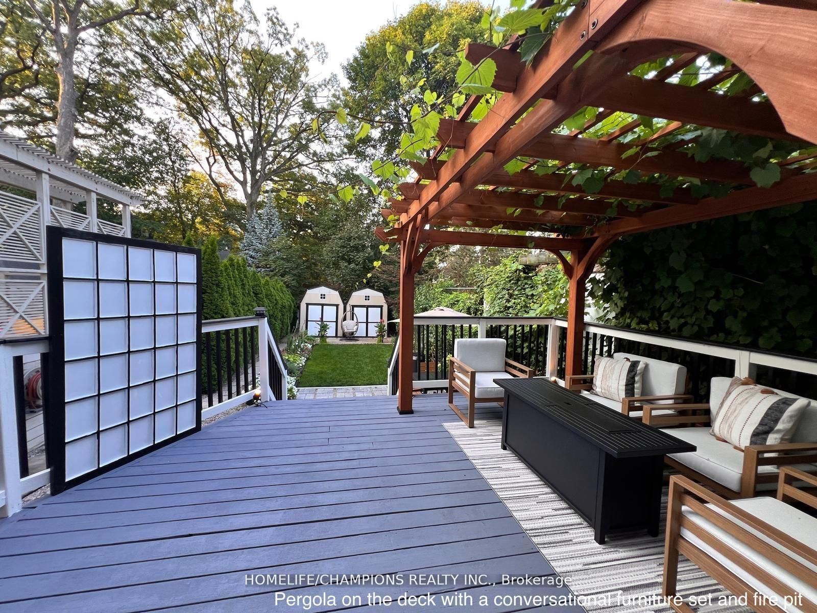 291 St Clair Avenue E Property Photo 8