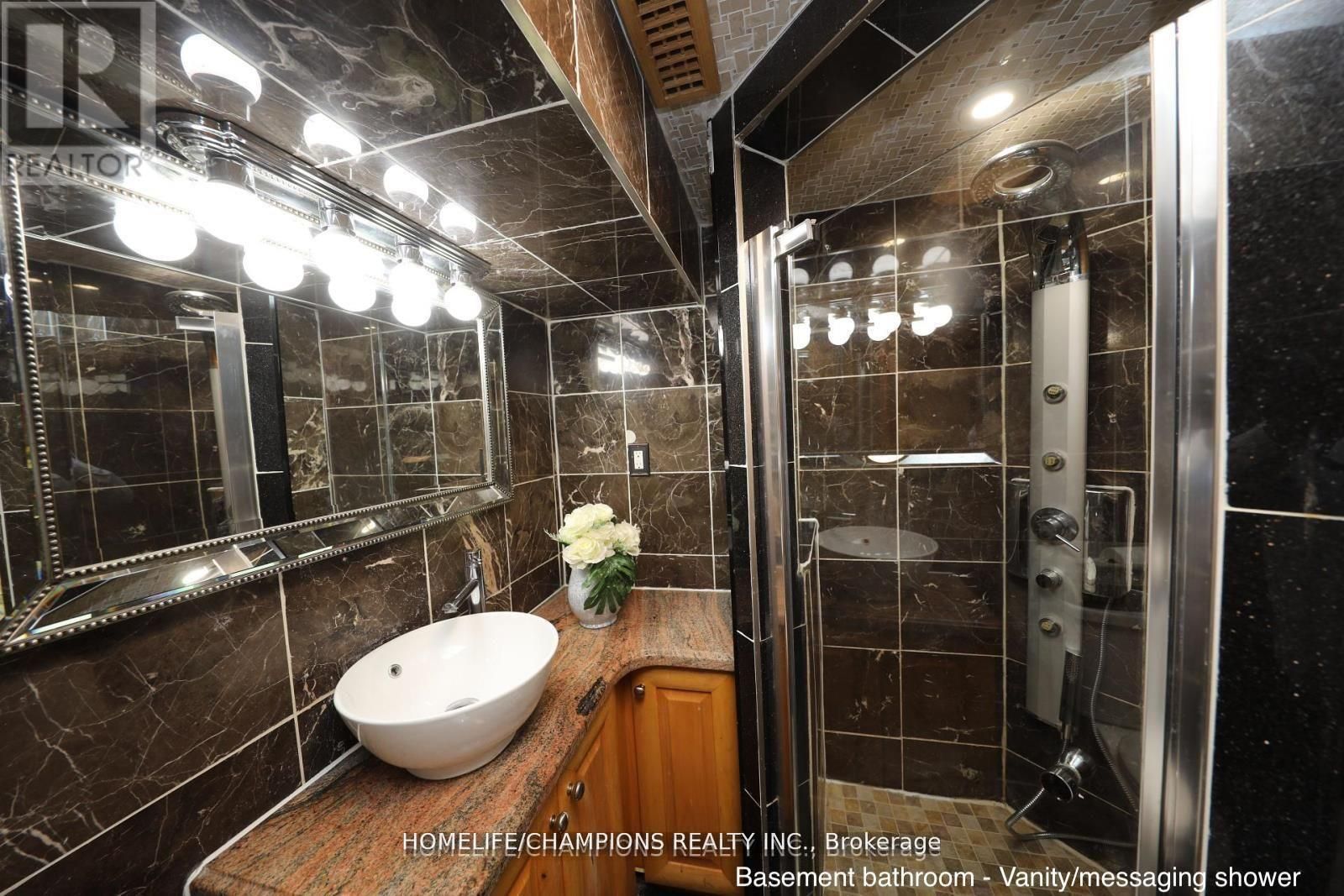 291 St Clair Avenue E Property Photo 10
