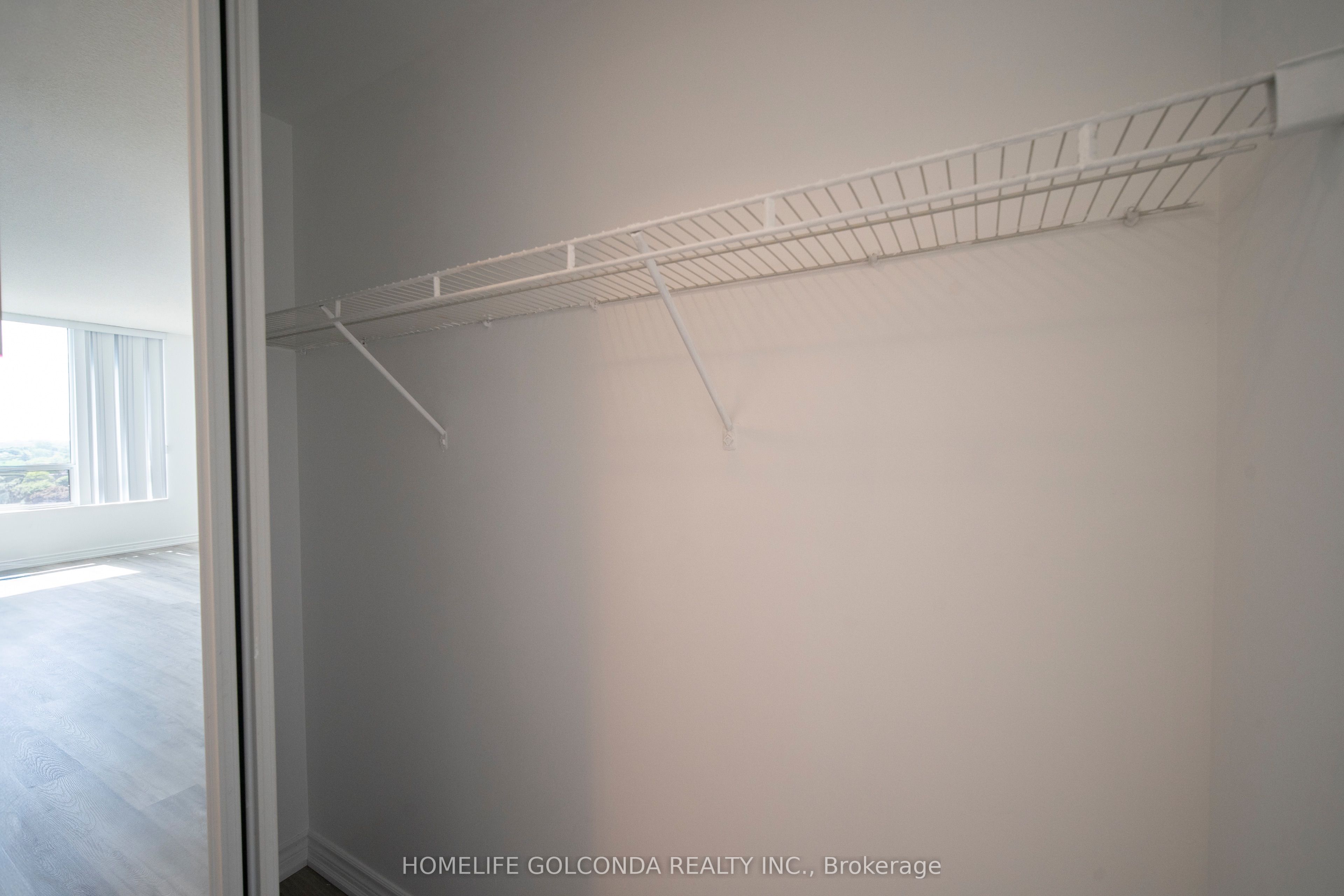 509 Beecroft Road 1106 Property Photo 27