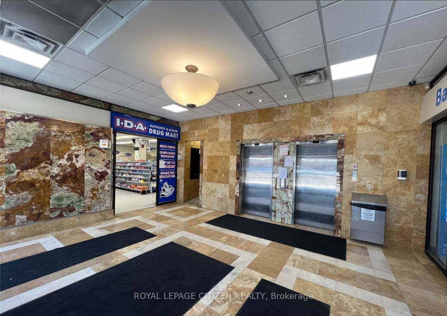 800 Bathurst Street 501 Property Photo 2