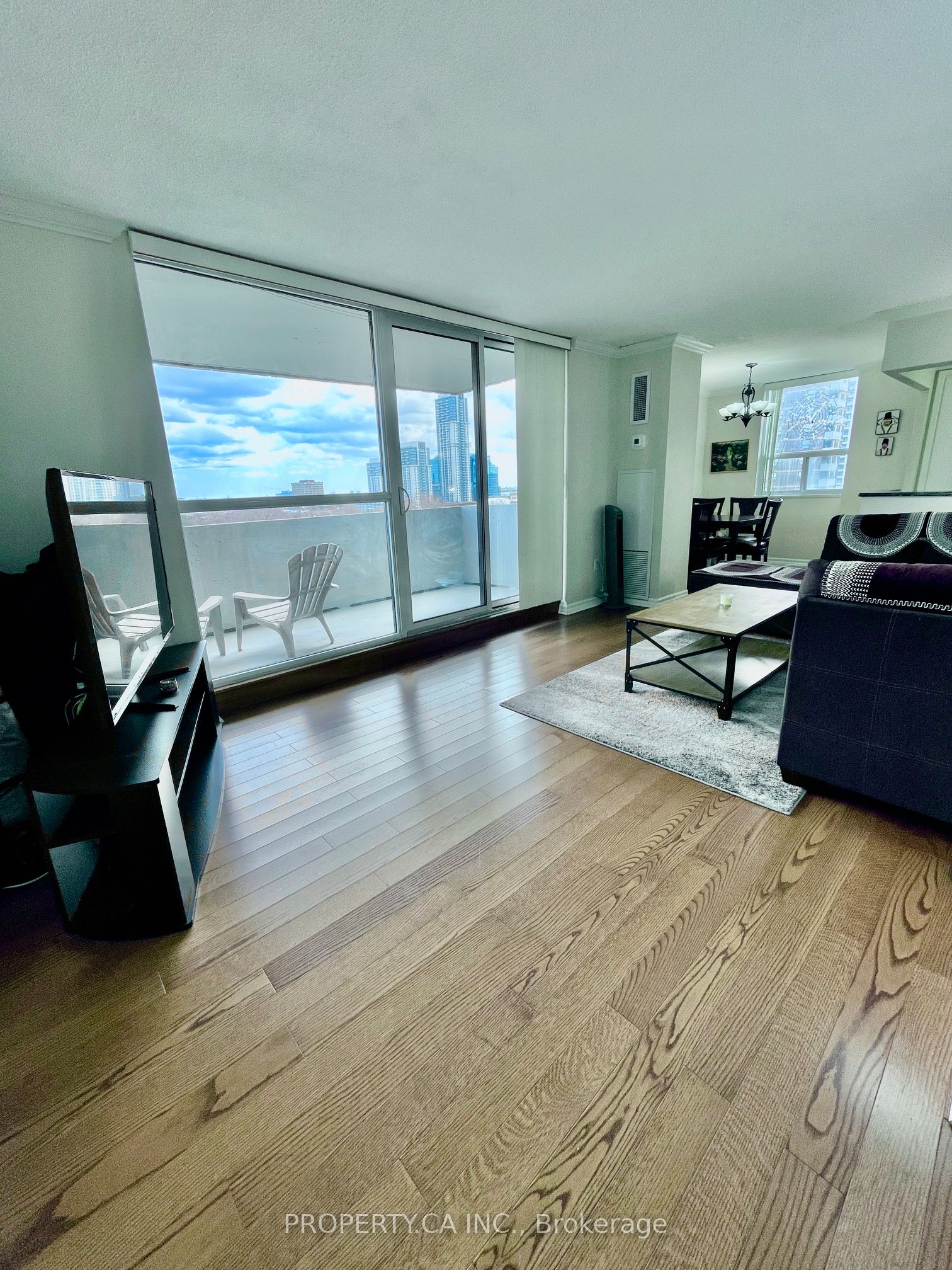 5 Old Sheppard Avenue 1003 Property Photo 2