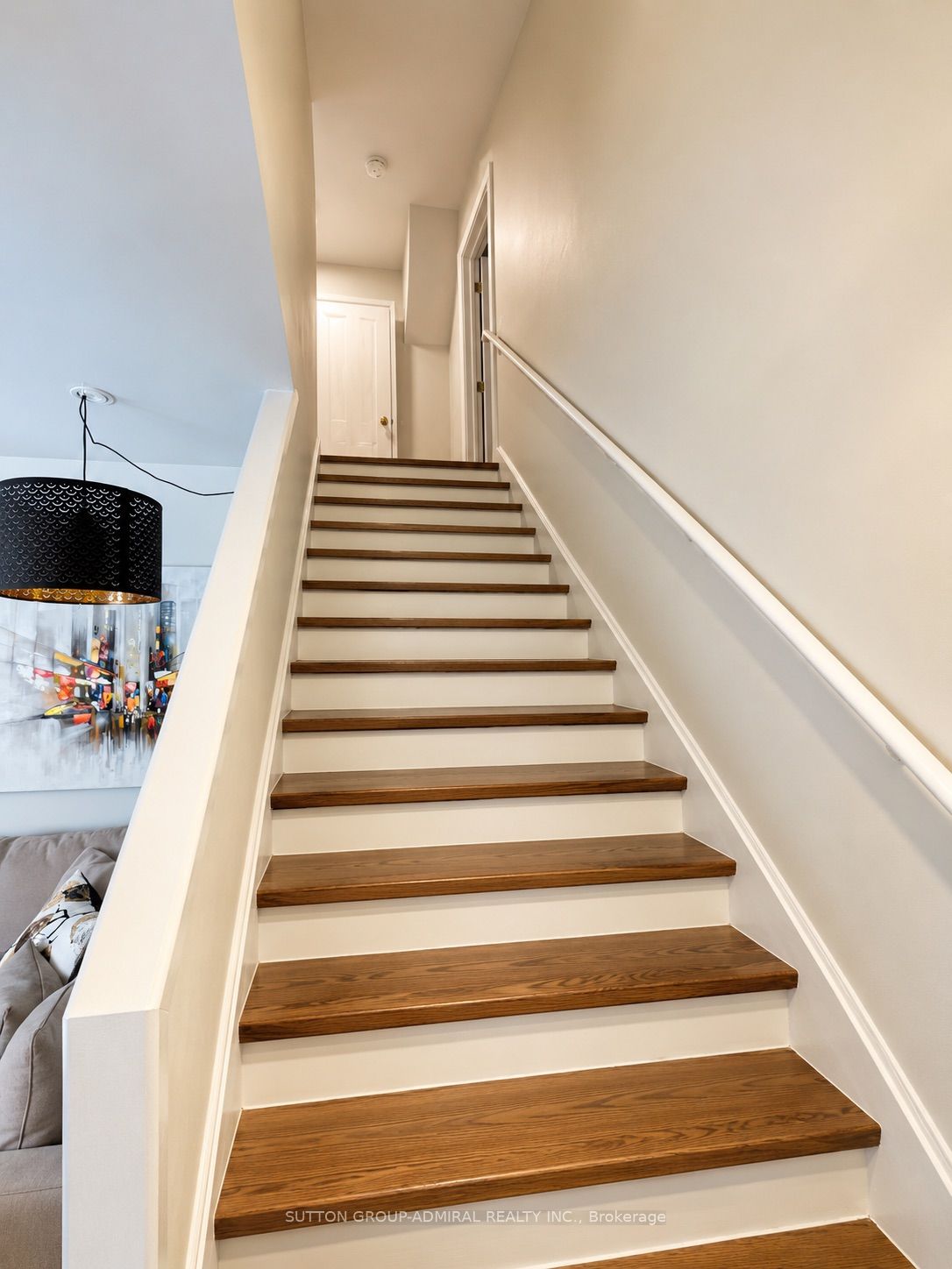 41 Athabaska Avenue Property Photo 10