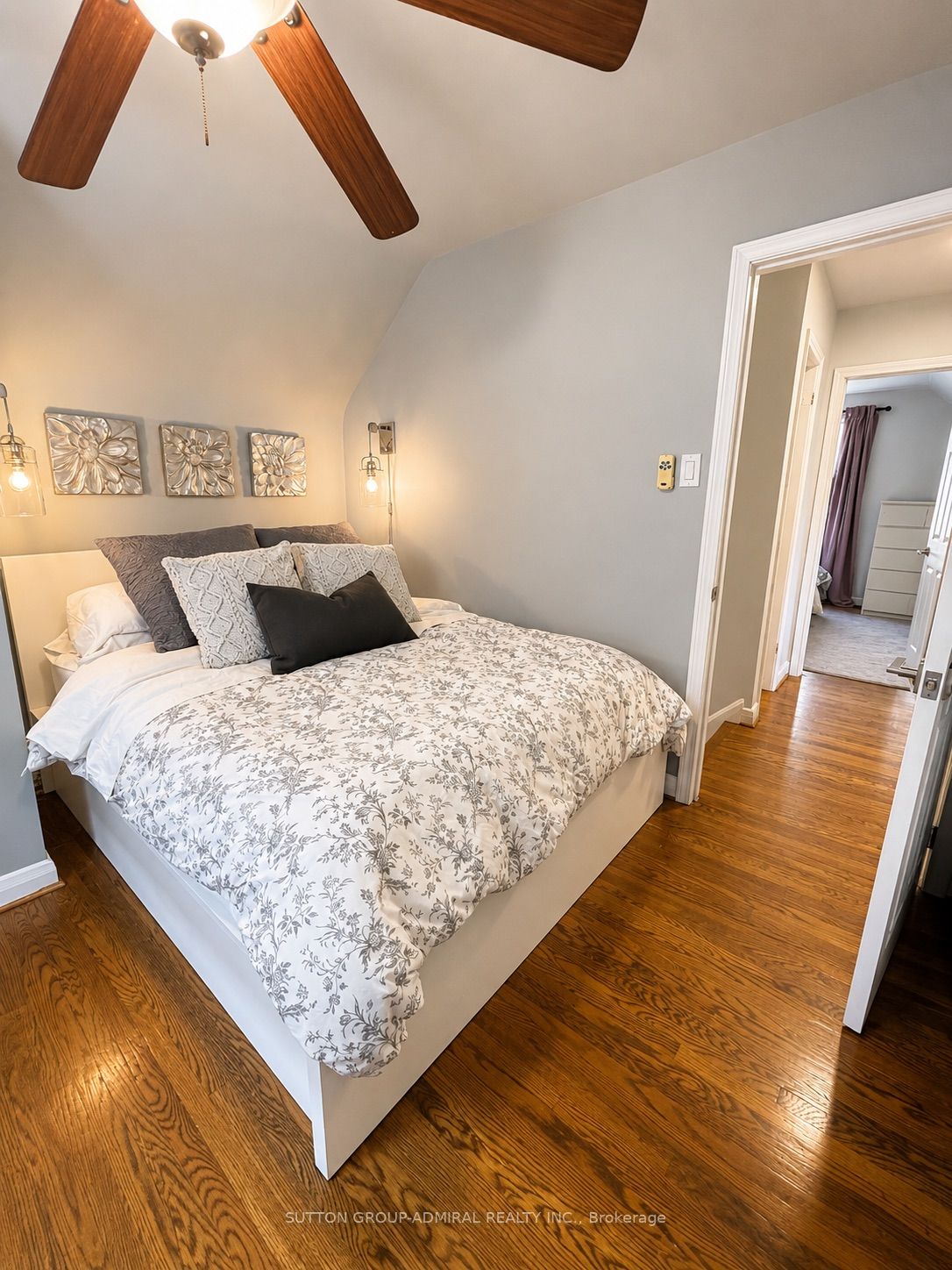41 Athabaska Avenue Property Photo 12