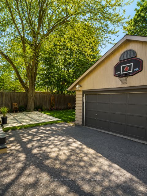 41 Athabaska Avenue Property Photo 35