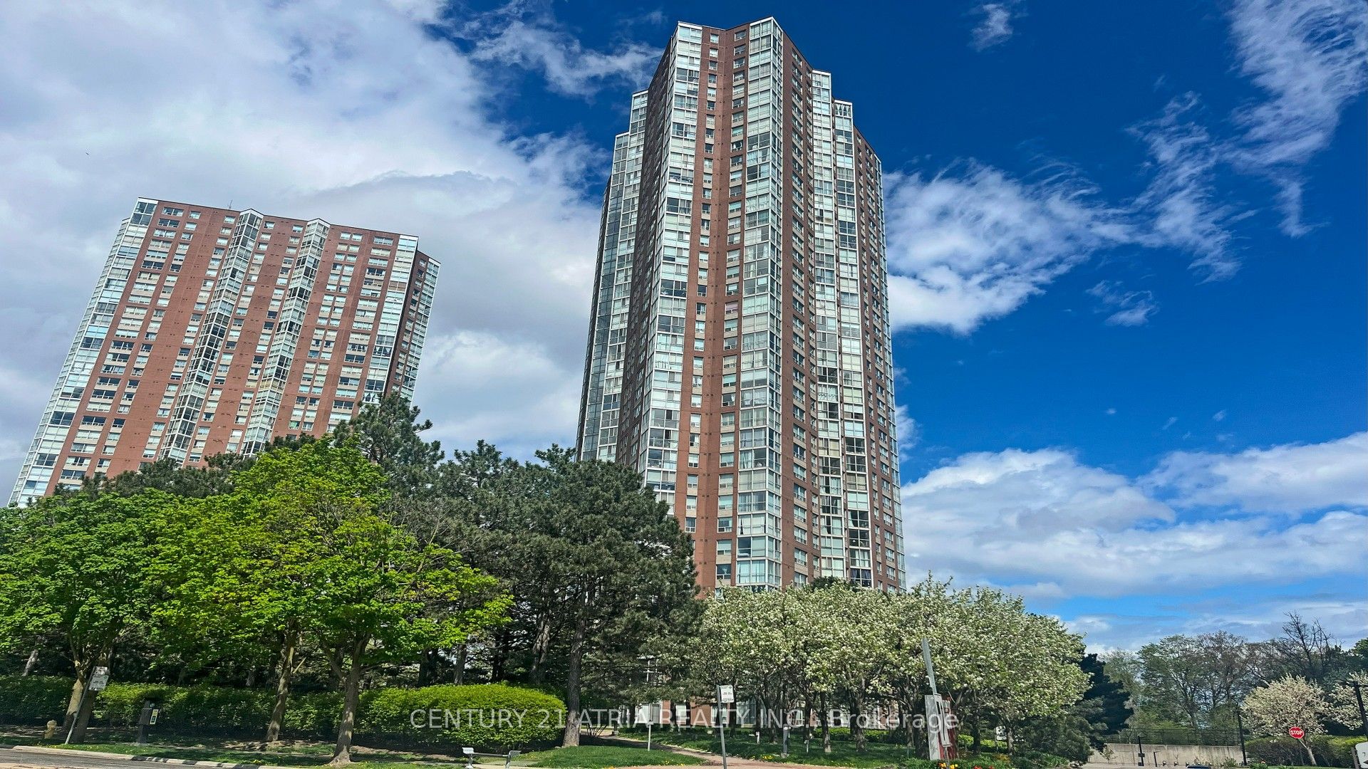 5 Concorde Place 2502