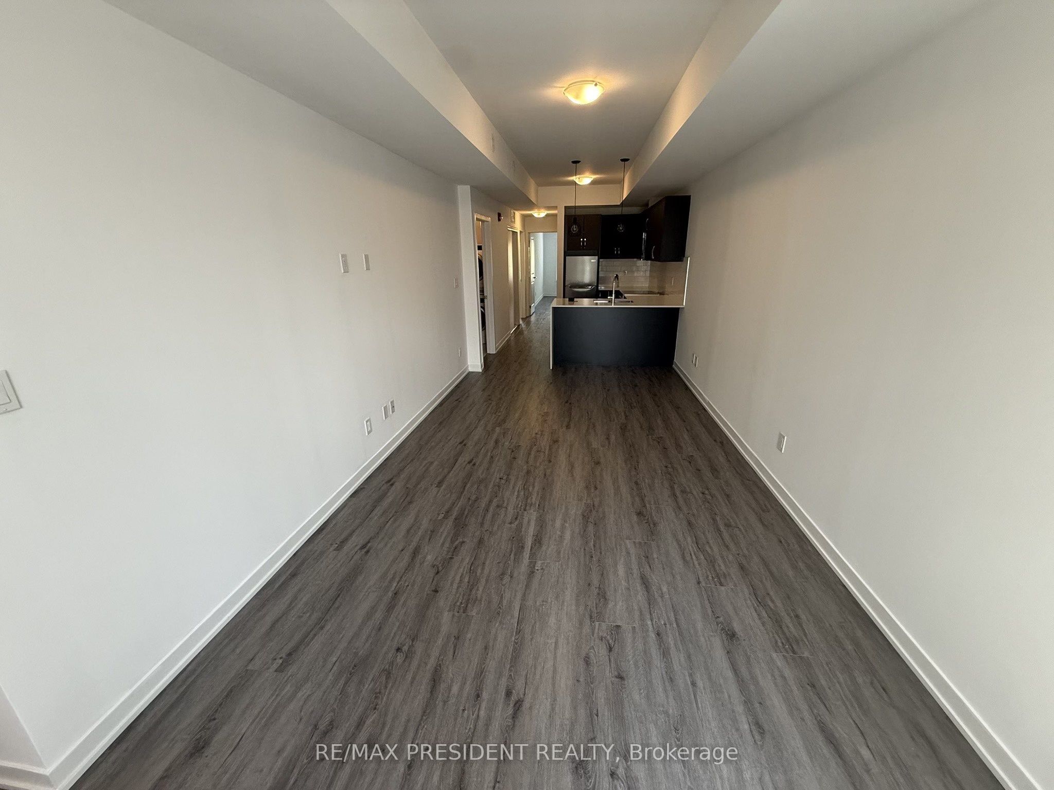 12 Marquette Avenue S 6 Property Photo 15