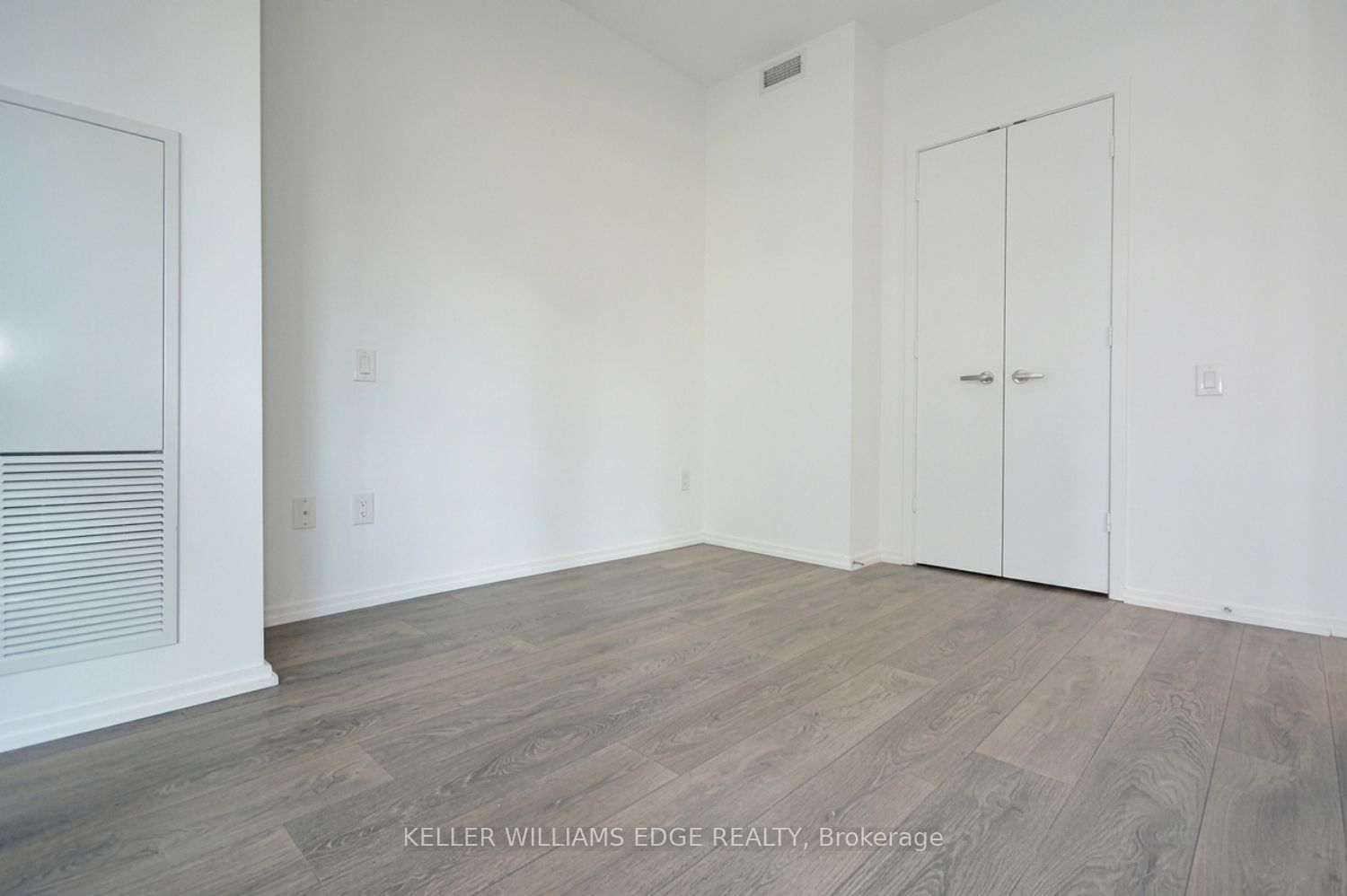 45 Charles Street E 4005 Property Photo 7