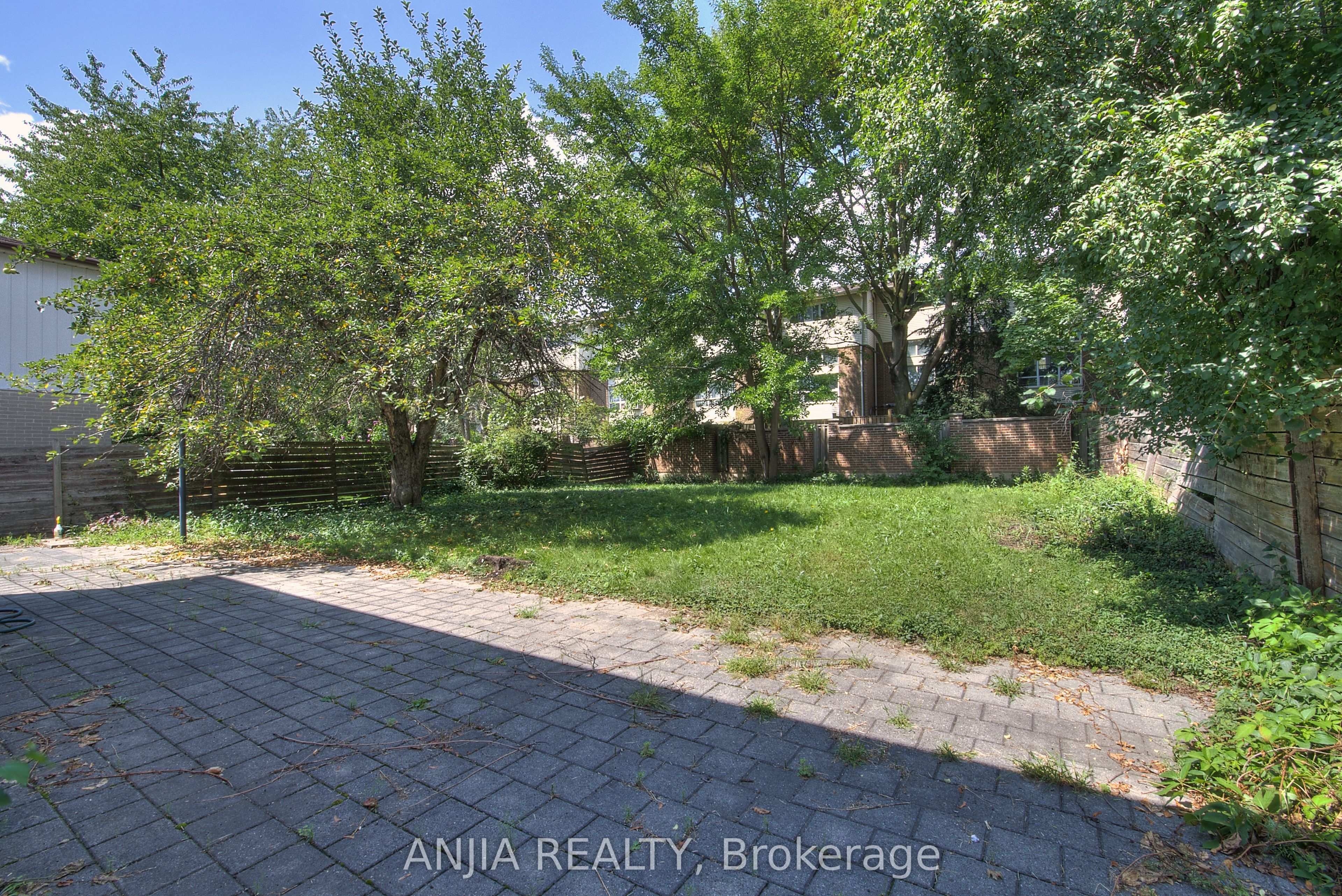 14 Cherrystone Drive Property Photo 15
