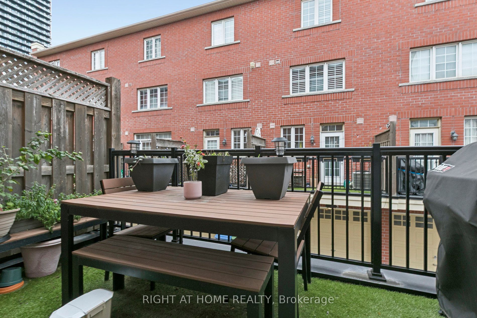 28 Raffeix Lane Property Photo 10