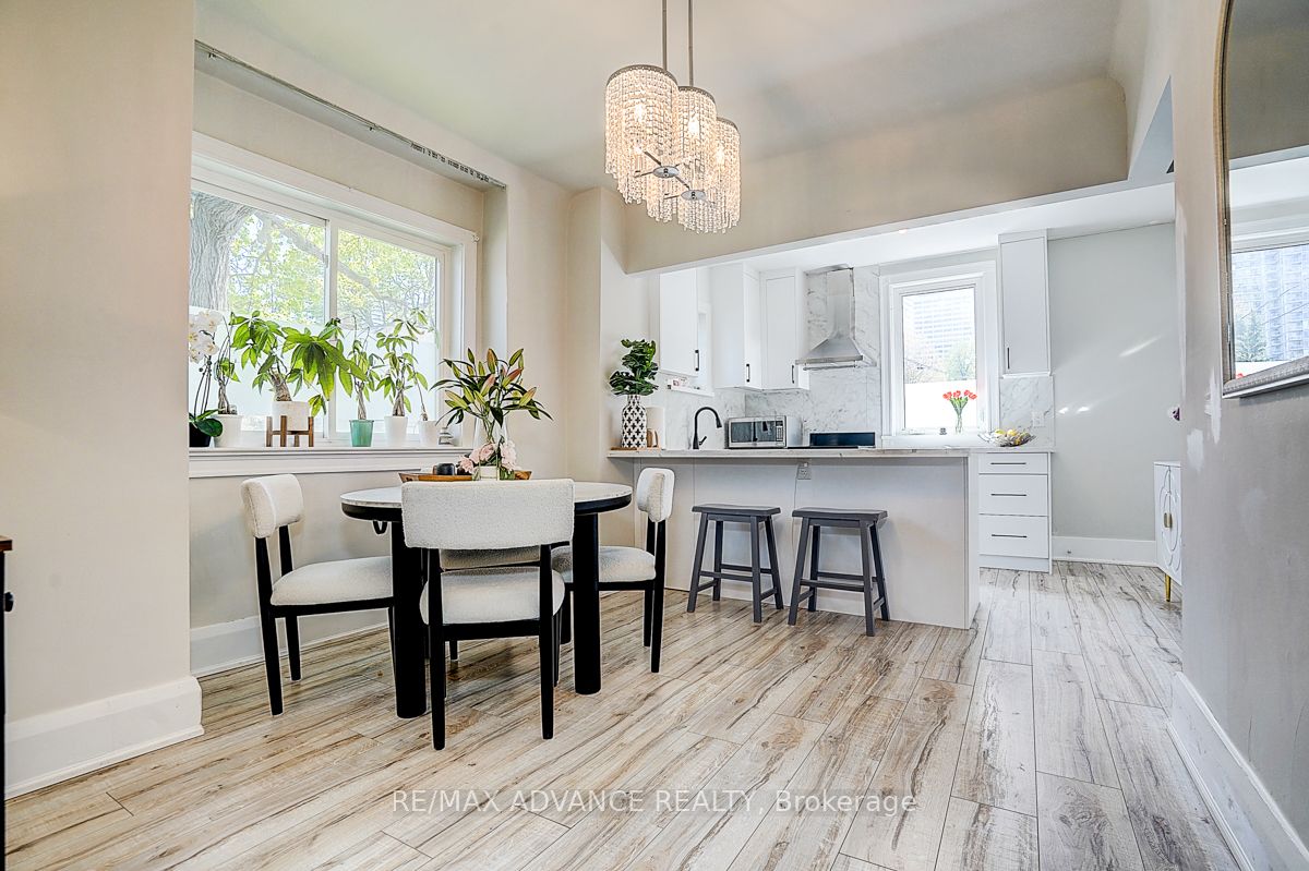 33 Castlefield Avenue Property Photo 13