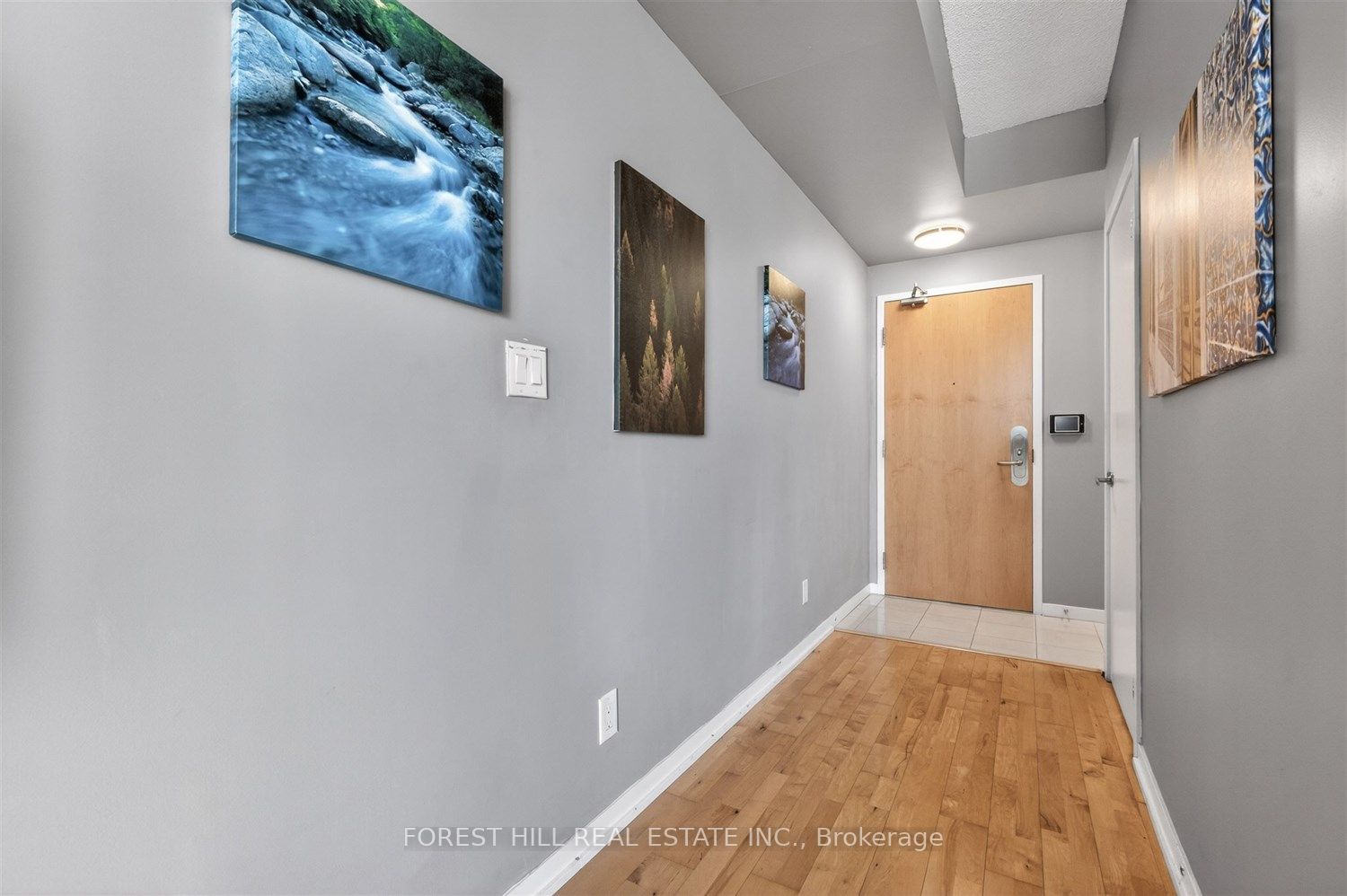 65 Bremner Boulevard 4607 Property Photo 3