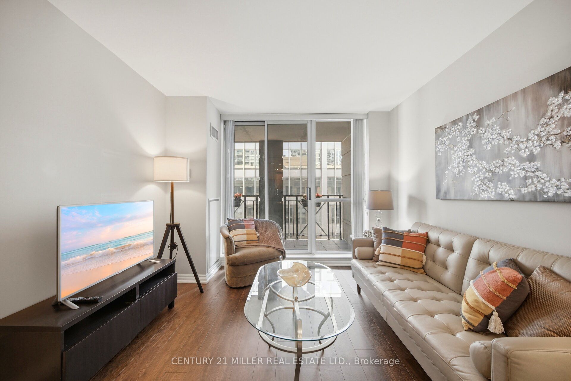 140 Simcoe Road Ph # 12 Property Photo 16
