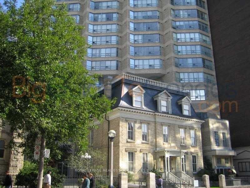 71 Simcoe Street 1503 Property Photo 1