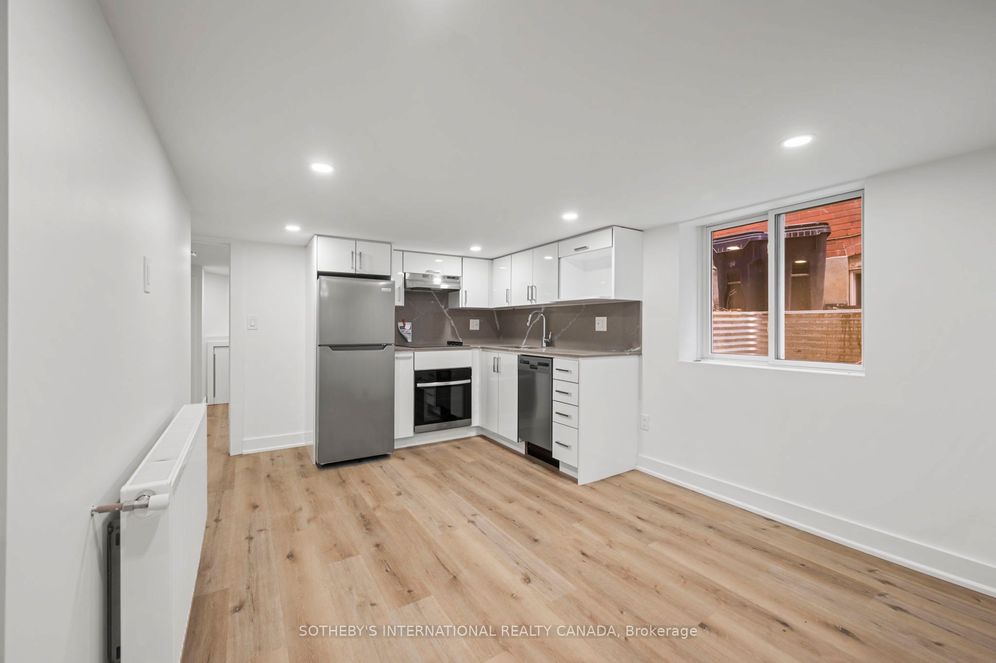 28 Strathgowan Avenue Bsmnt Property Photo 5