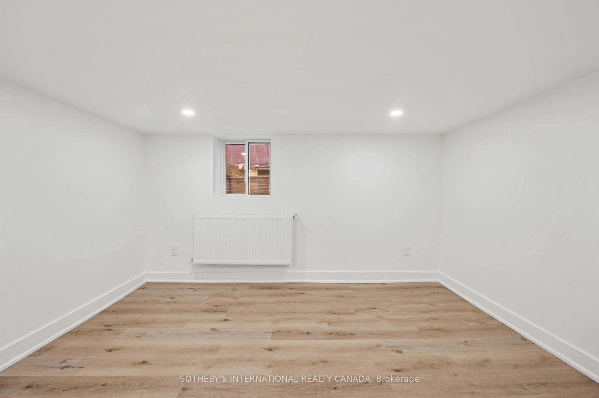 28 Strathgowan Avenue Bsmnt Property Photo 18