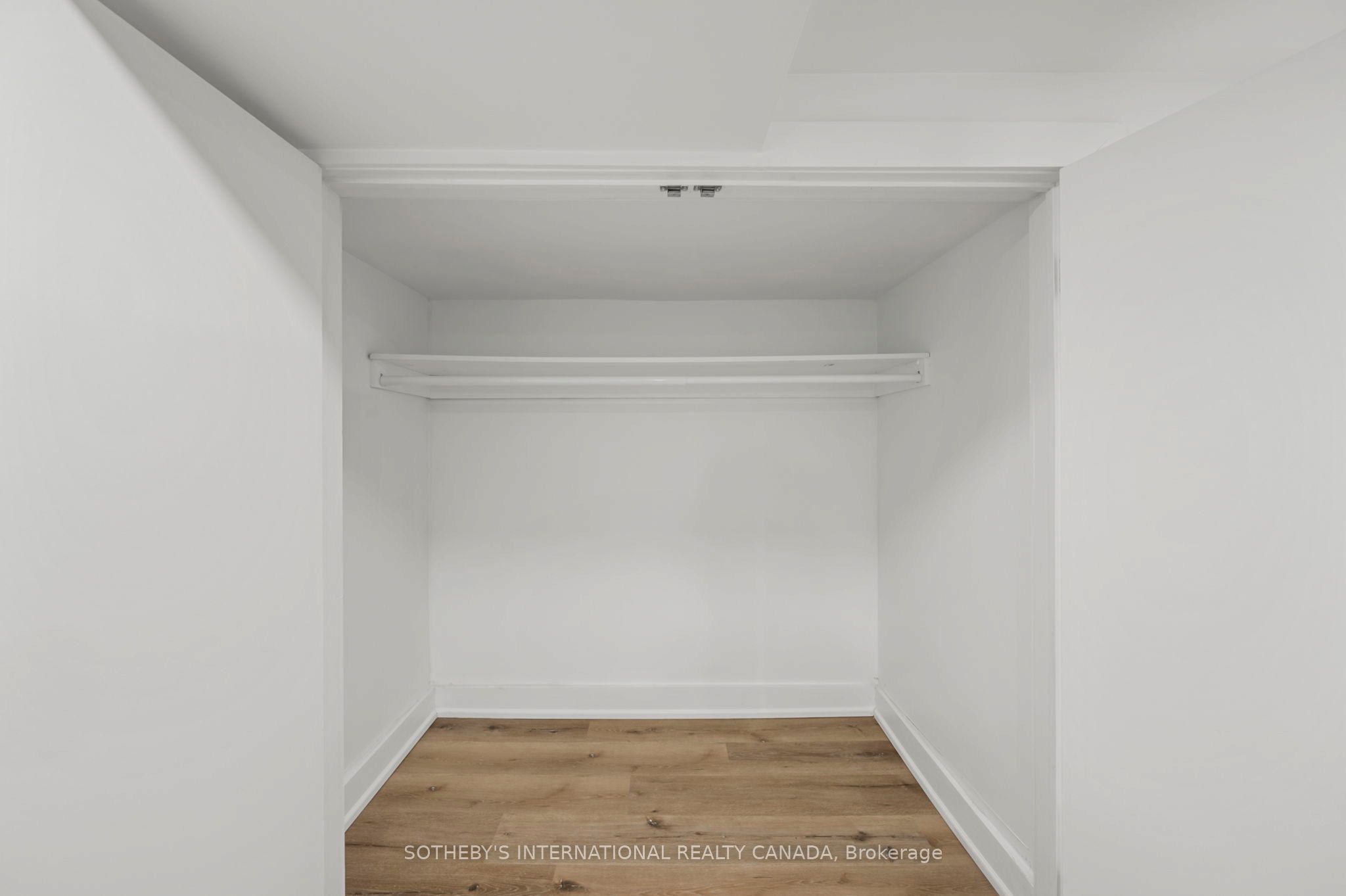 28 Strathgowan Avenue Bsmnt Property Photo 19