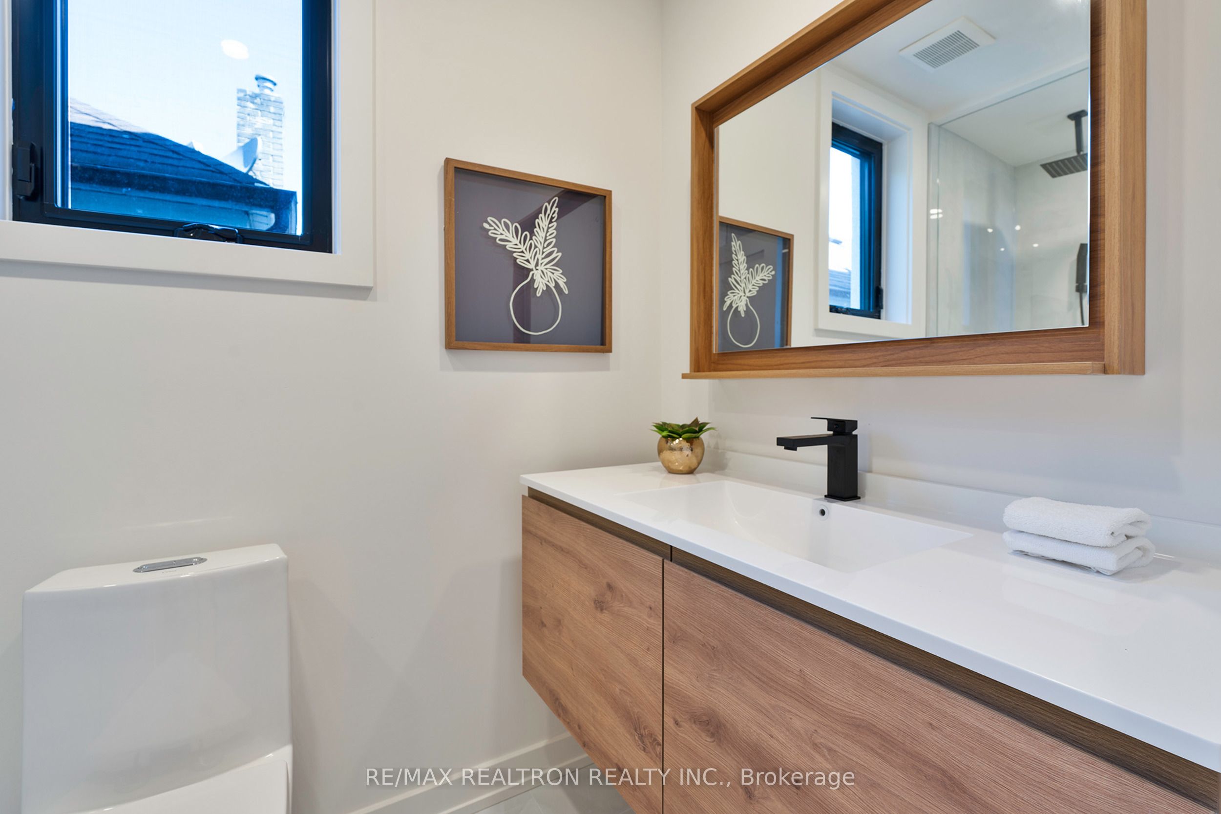 53 Alameda Avenue Main Property Photo 12
