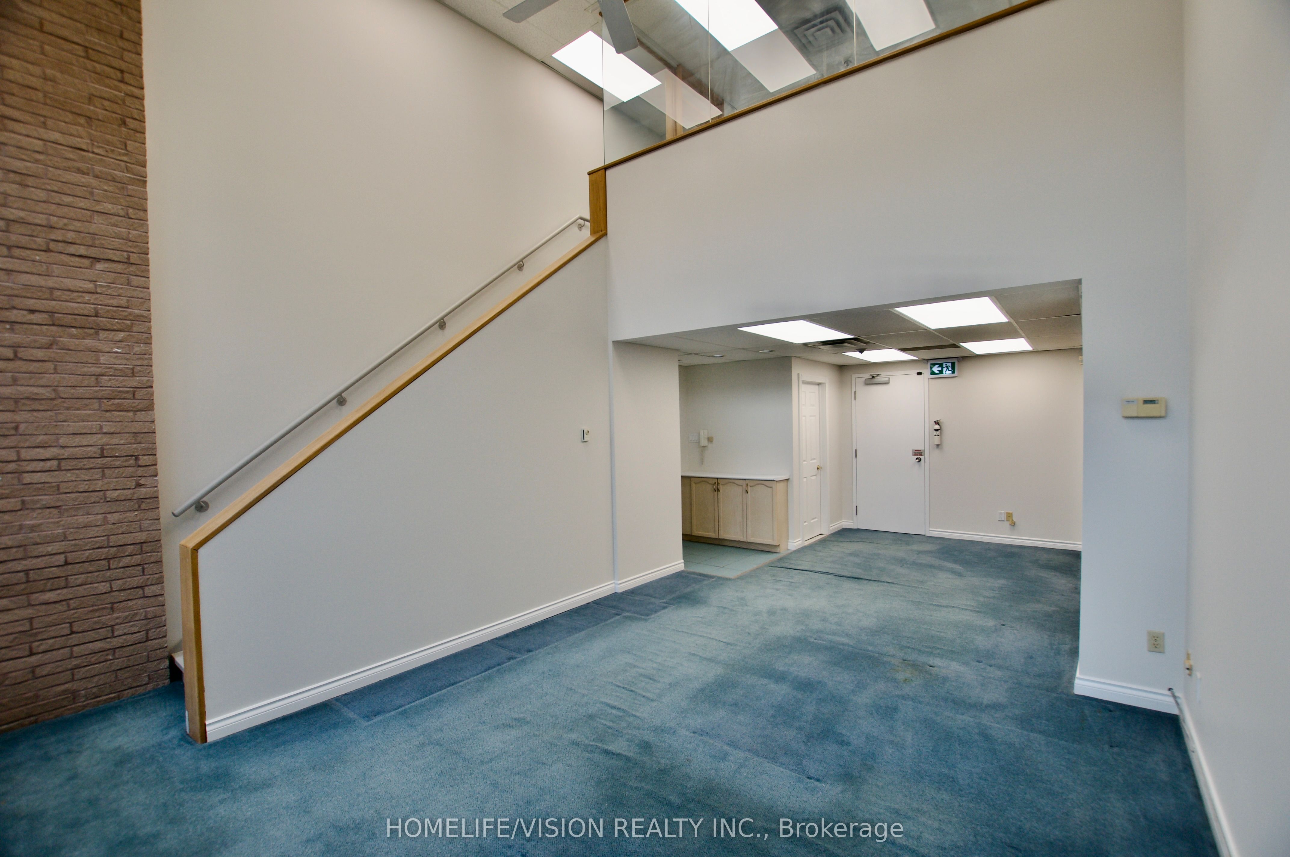 1315 Lawrence Avenue E 303 Property Photo 4