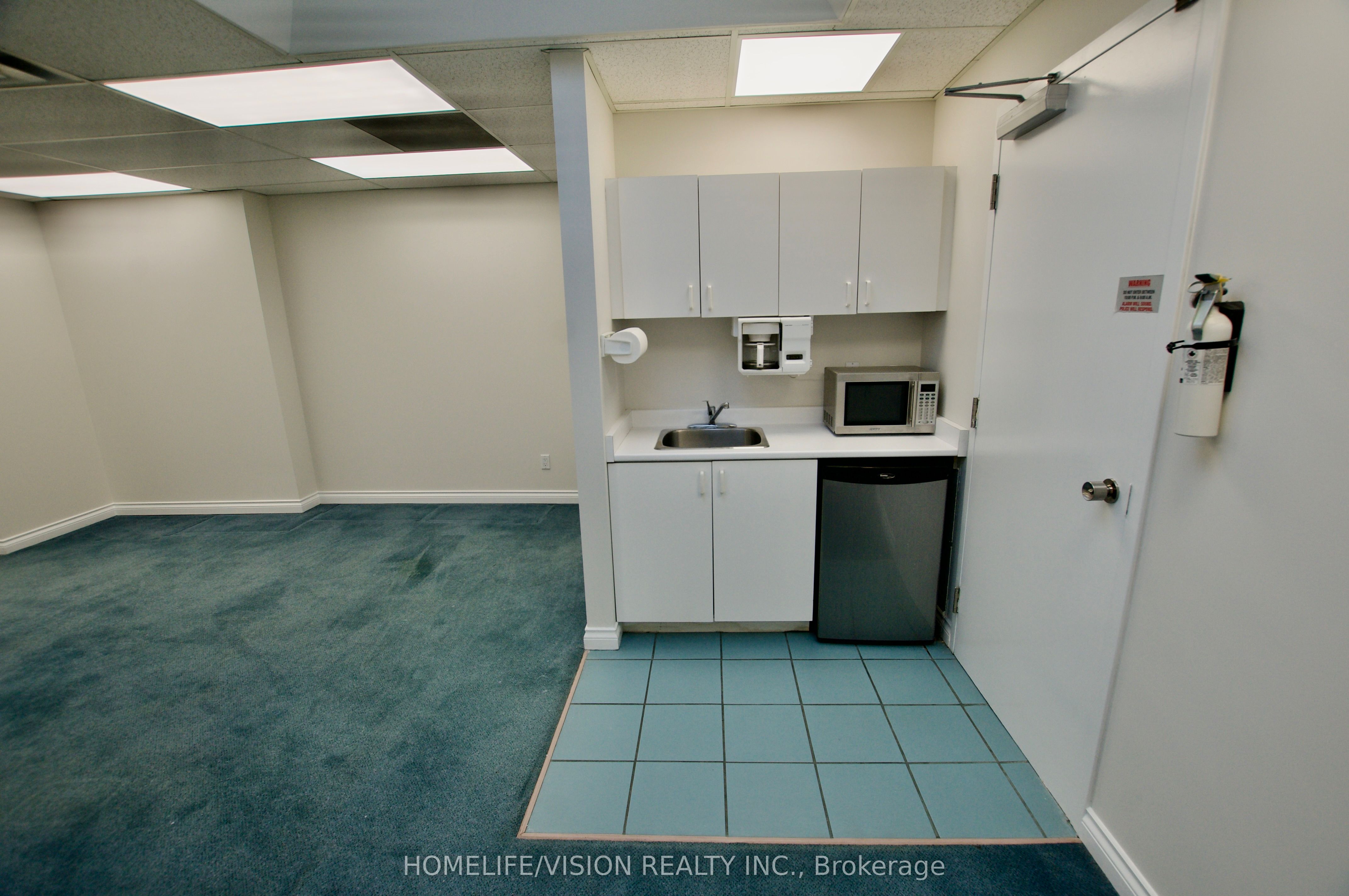 1315 Lawrence Avenue E 303 Property Photo 8