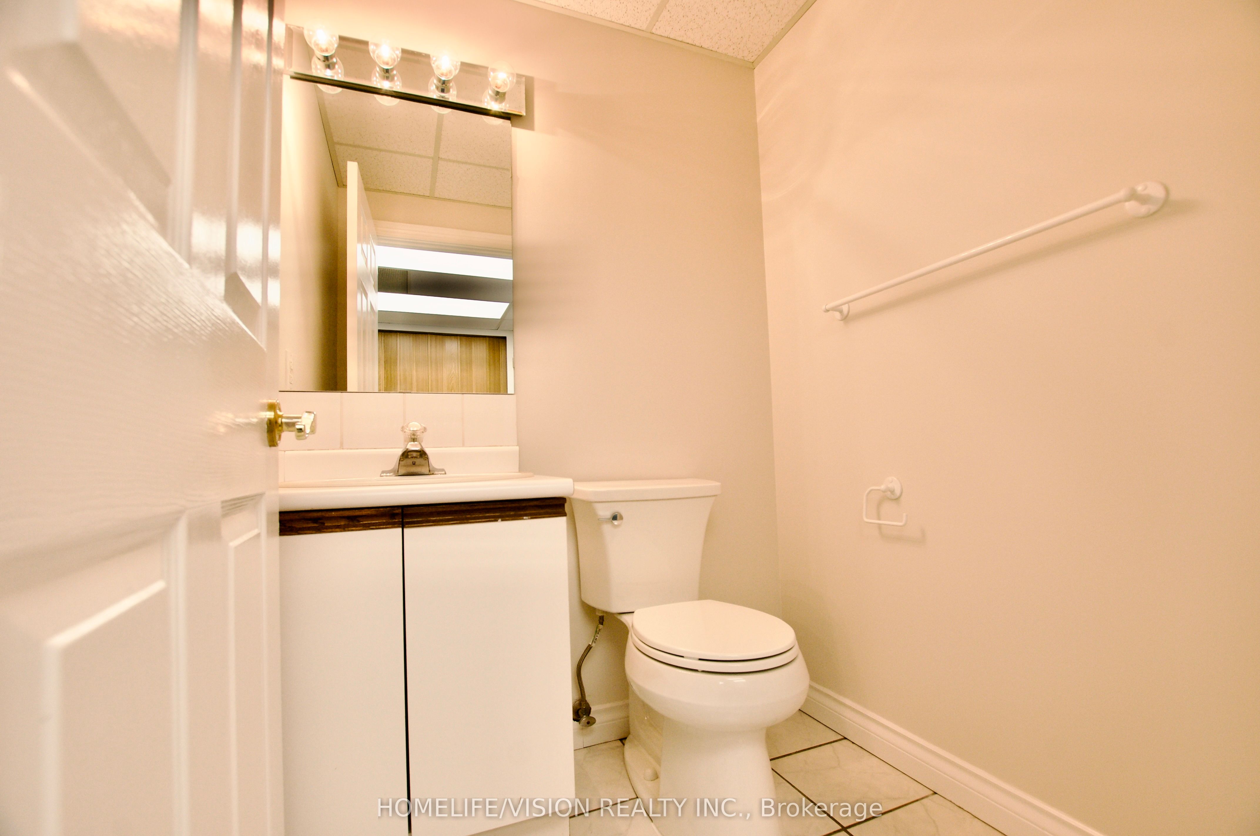 1315 Lawrence Avenue E 303 Property Photo 13