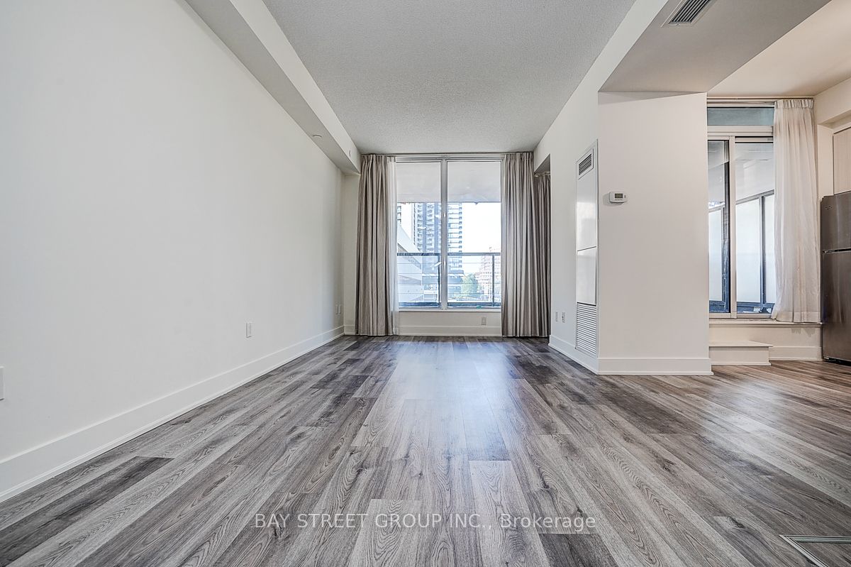 88 Sheppard Avenue E 308 Property Photo 10