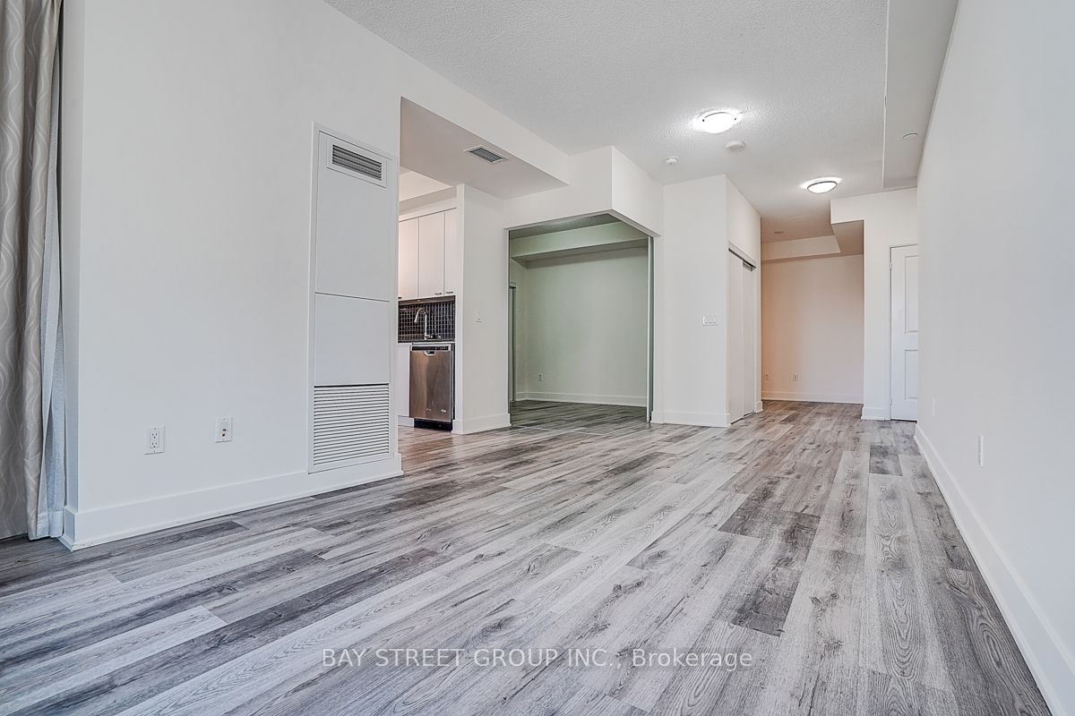 88 Sheppard Avenue E 308 Property Photo 13