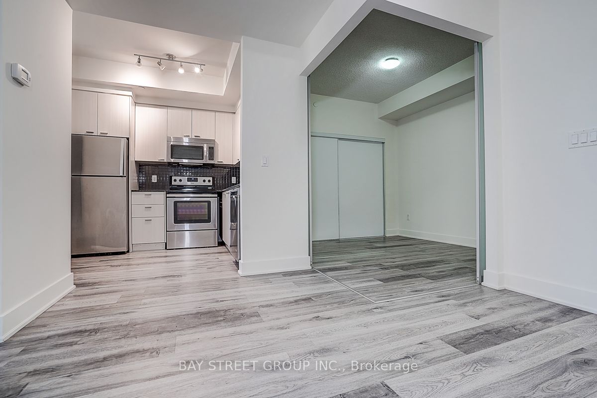 88 Sheppard Avenue E 308 Property Photo 15