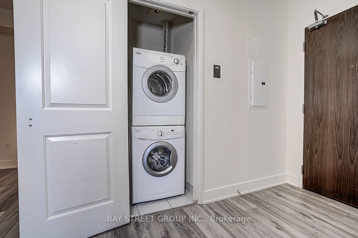 88 Sheppard Avenue E 308 Property Photo 25