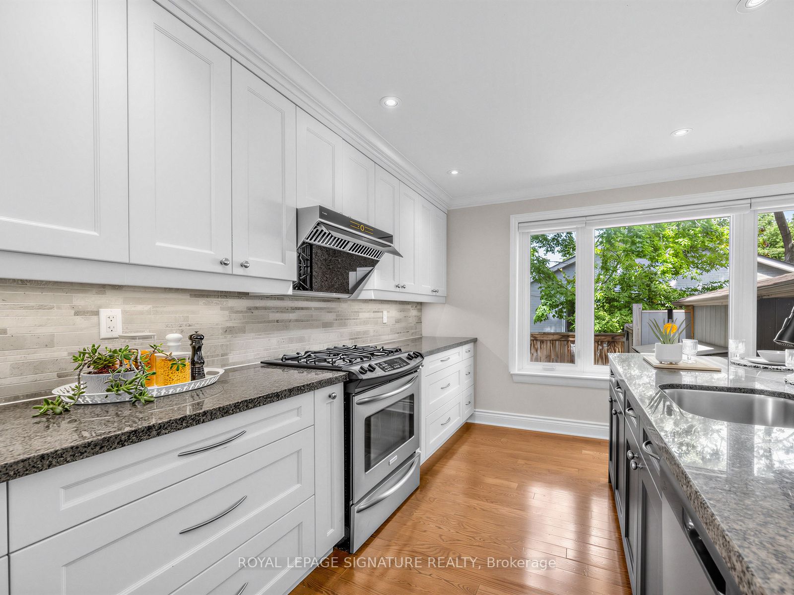 83 Berkinshaw Crescent Property Photo 9