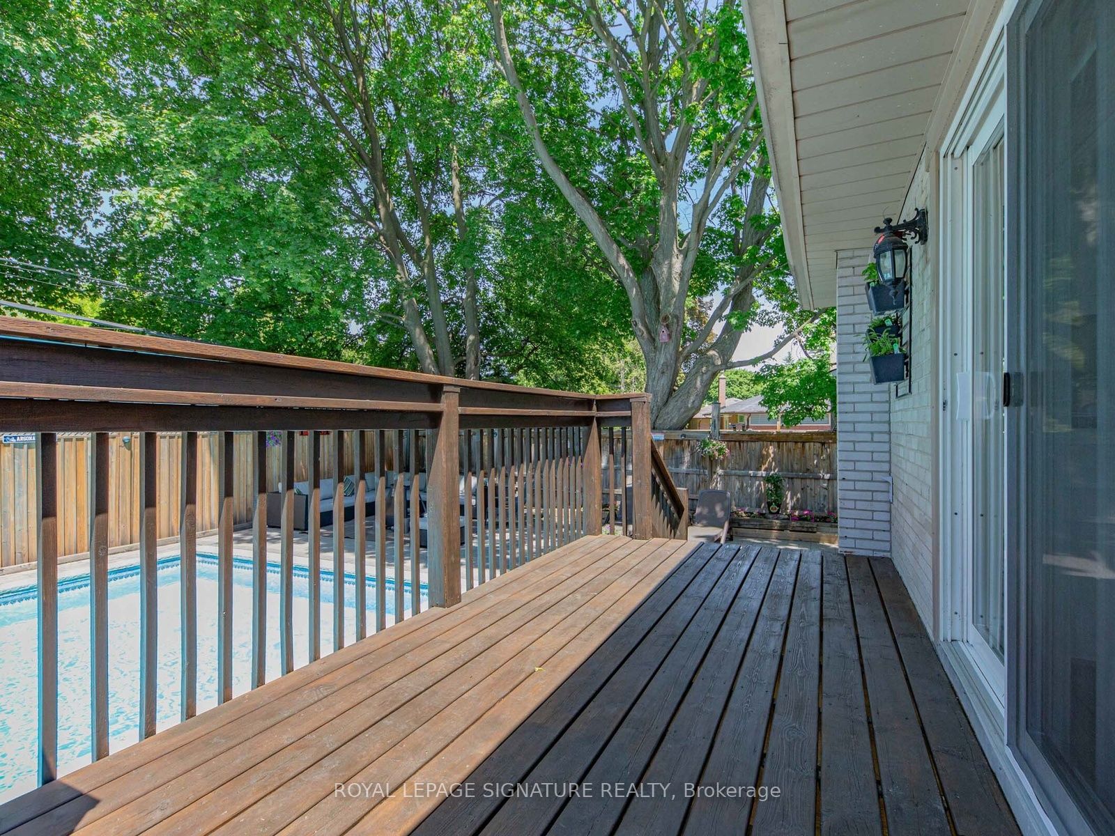 83 Berkinshaw Crescent Property Photo 23