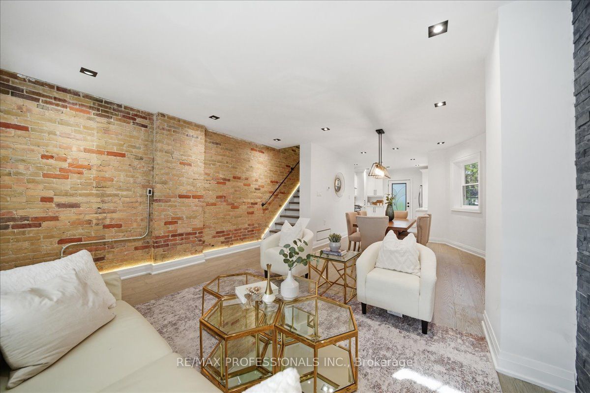 777 Dufferin Street Property Photo 6