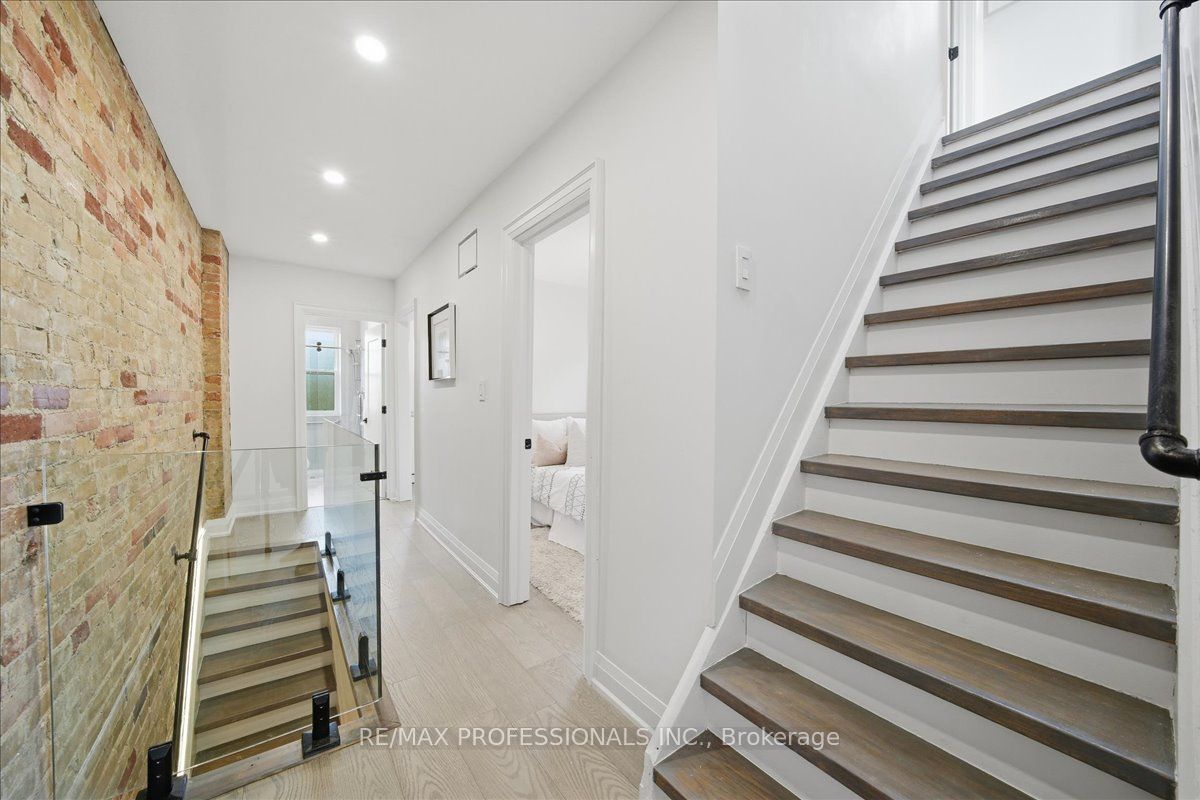777 Dufferin Street Property Photo 15