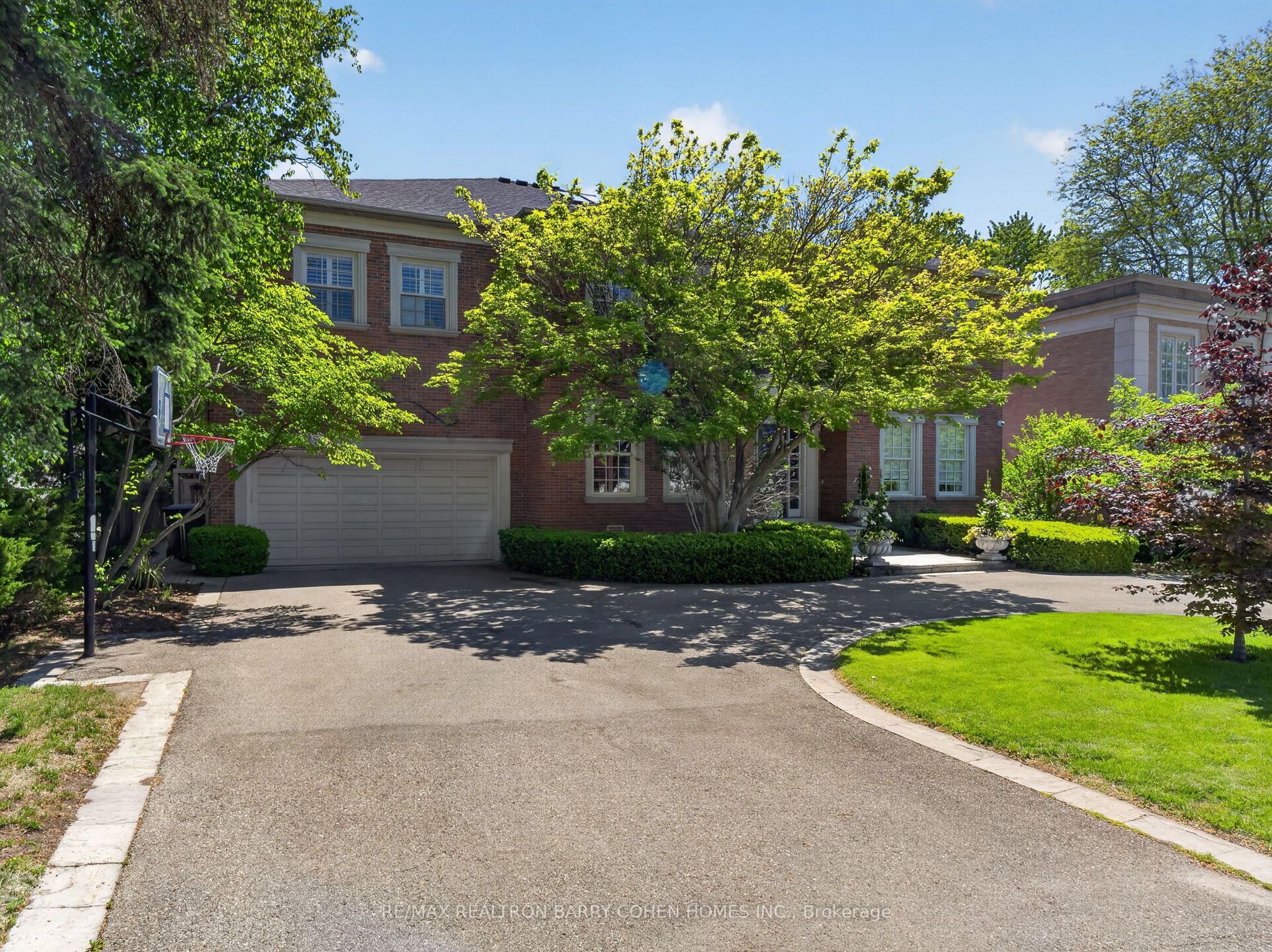 3 Vernham Court Property Photo 2