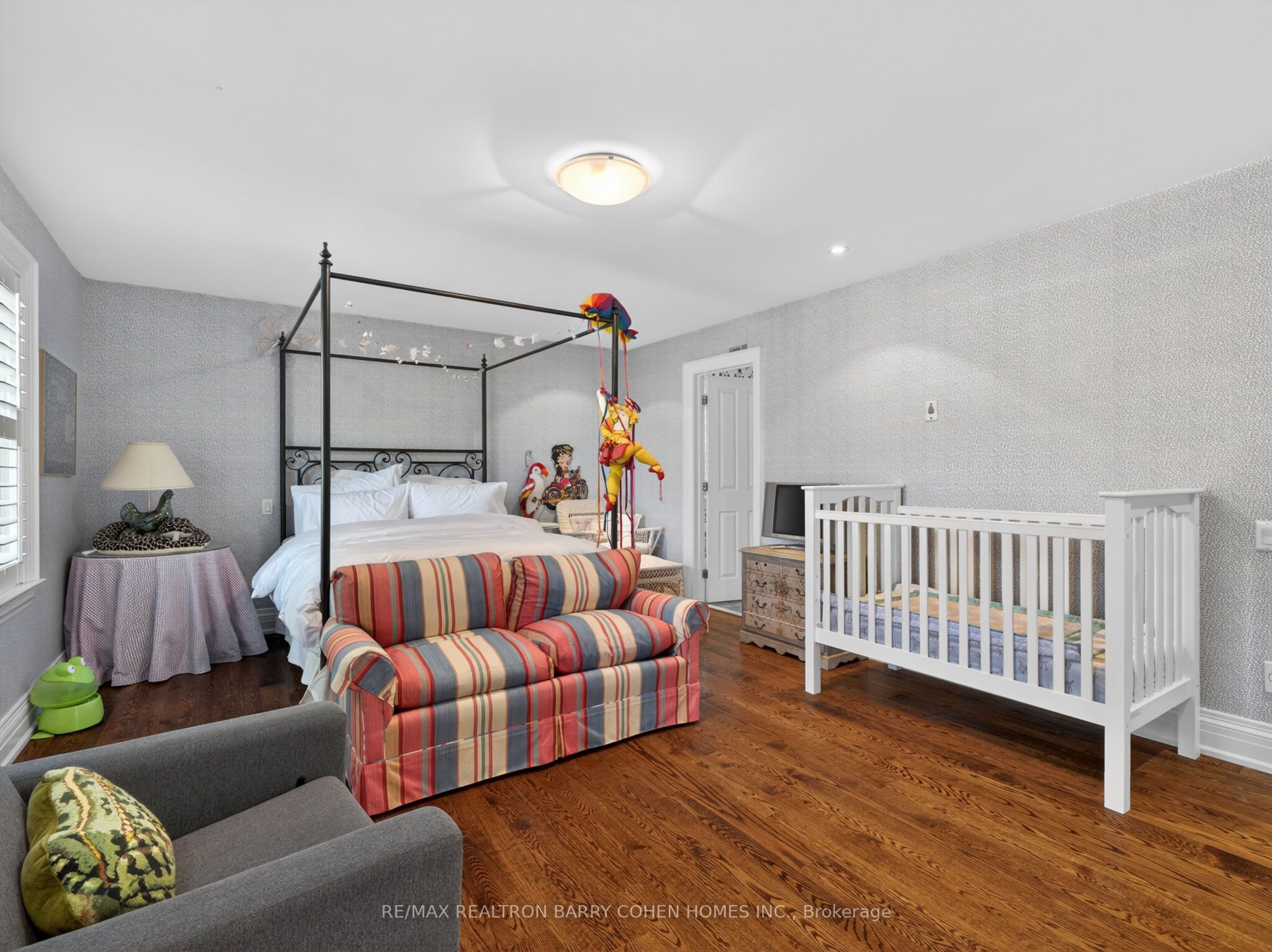 3 Vernham Court Property Photo 29