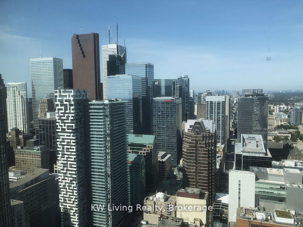 88 Queen Street E 5609 Property Photo 1