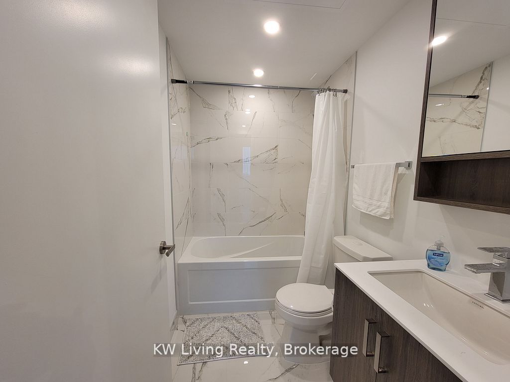 88 Queen Street E 5609 Property Photo 14